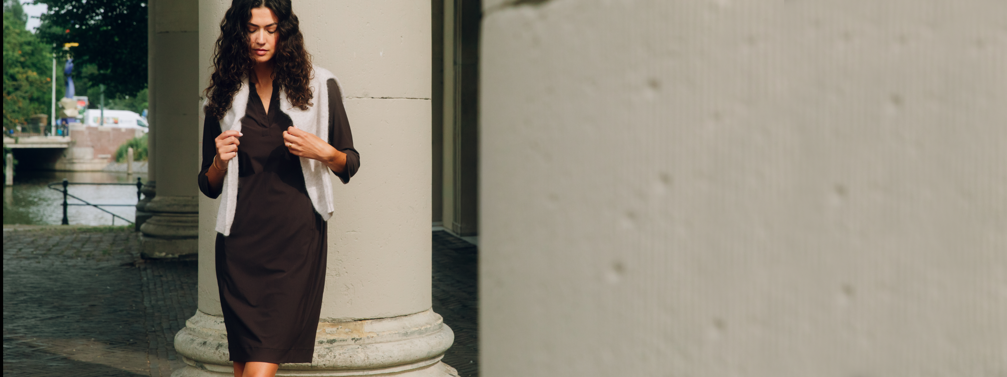 Kleider & Jumpsuits