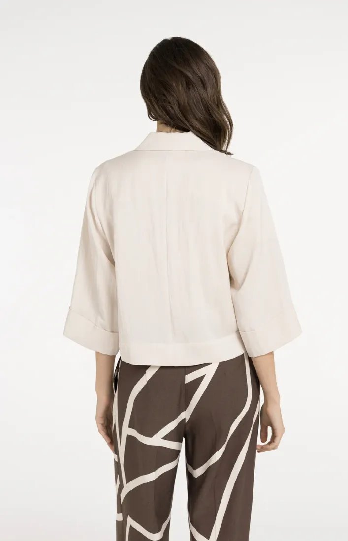 Blazer mit Kimonoärmeln und Knöpfen