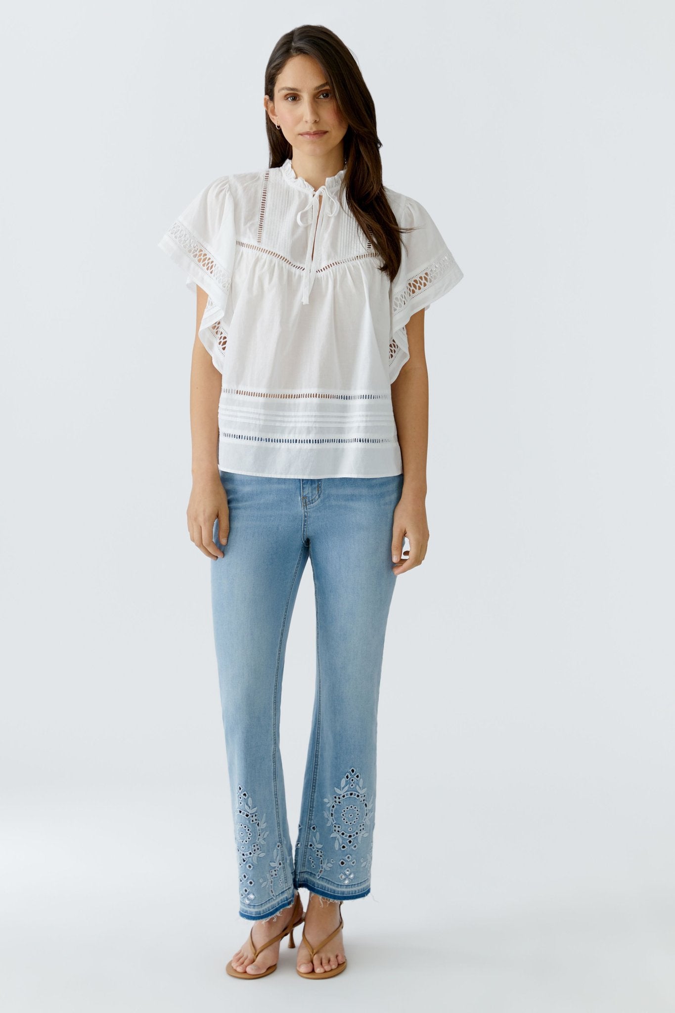 Bluse mit Lochspitze