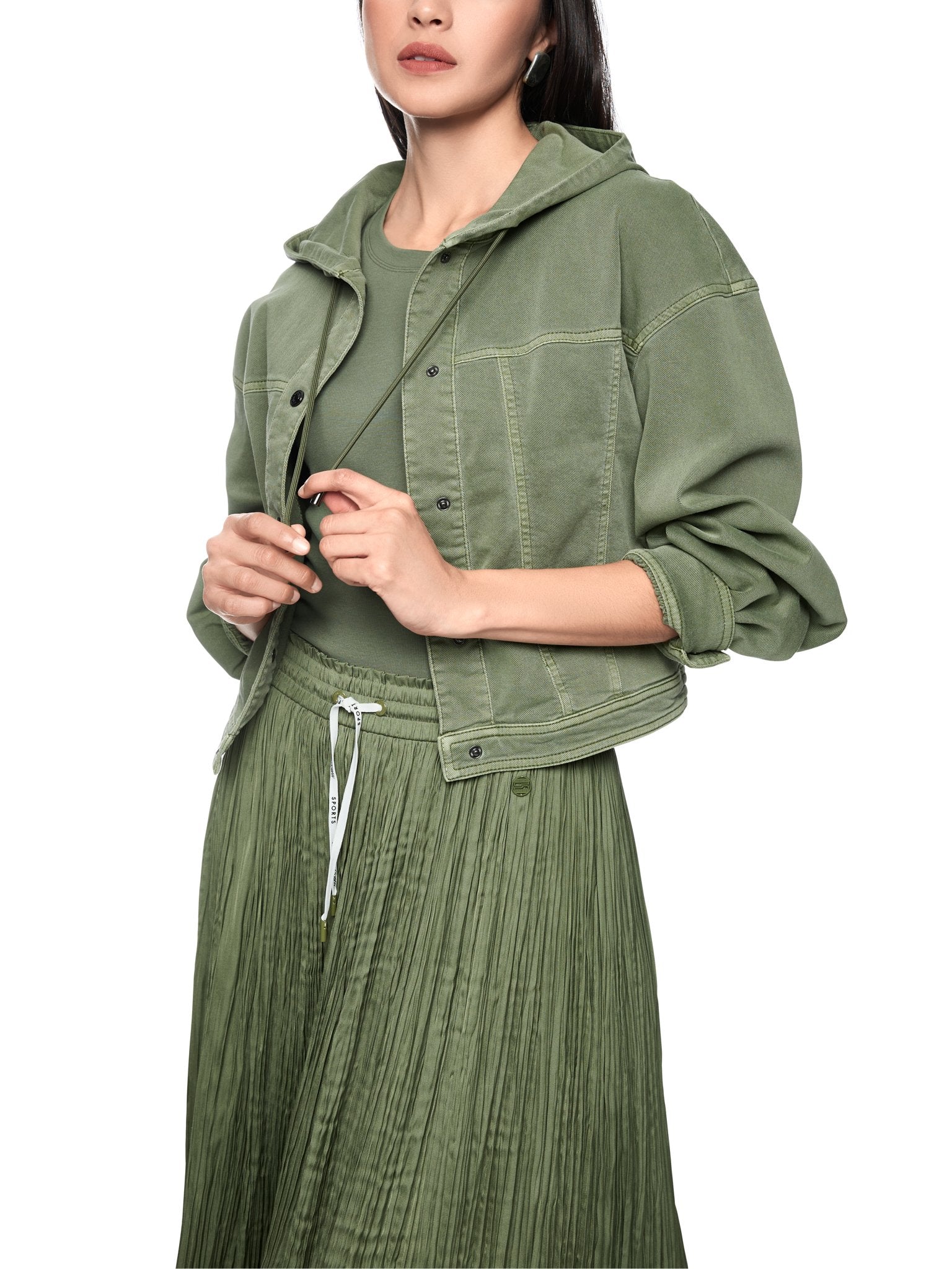 Sportliche Jeansjacke mit Kapuze