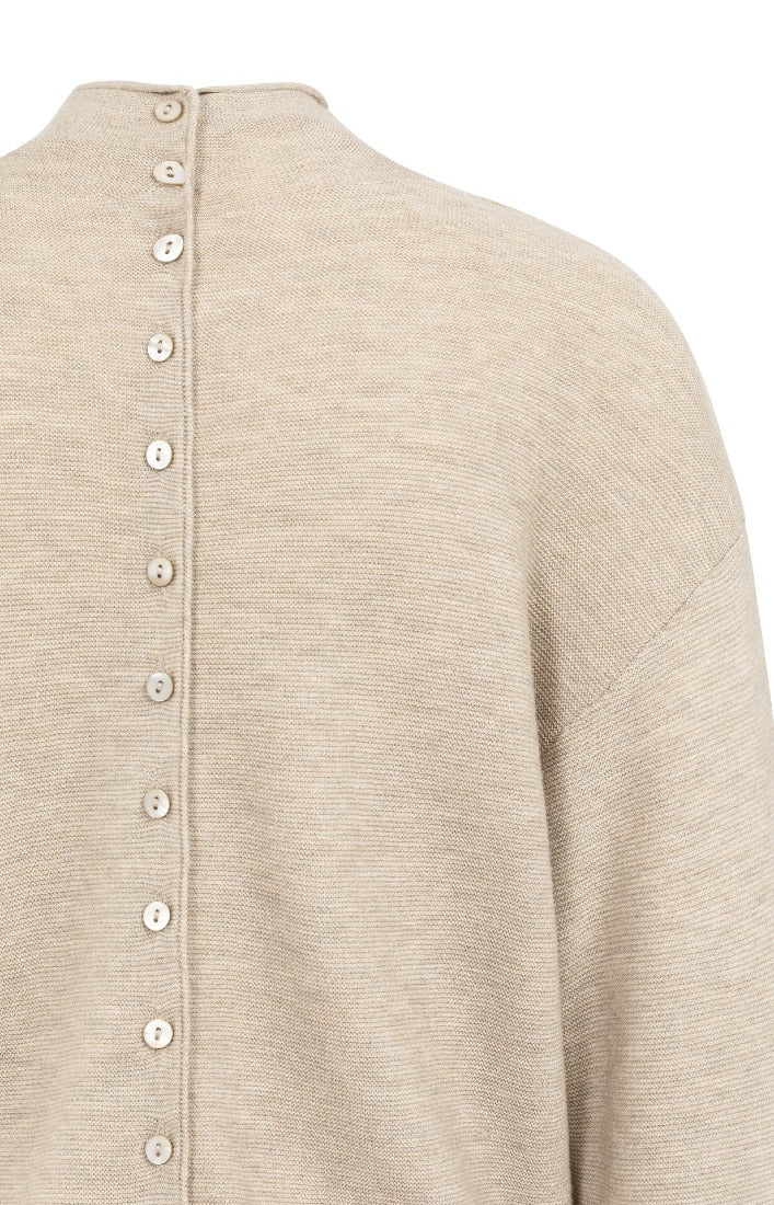 Pullover mit Knopfverschluss am Rücken
