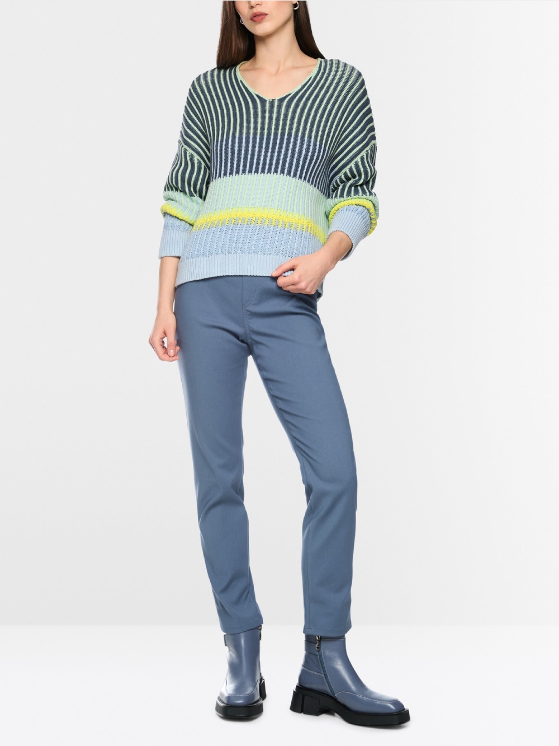 Strickpullover mit Streifenmuster