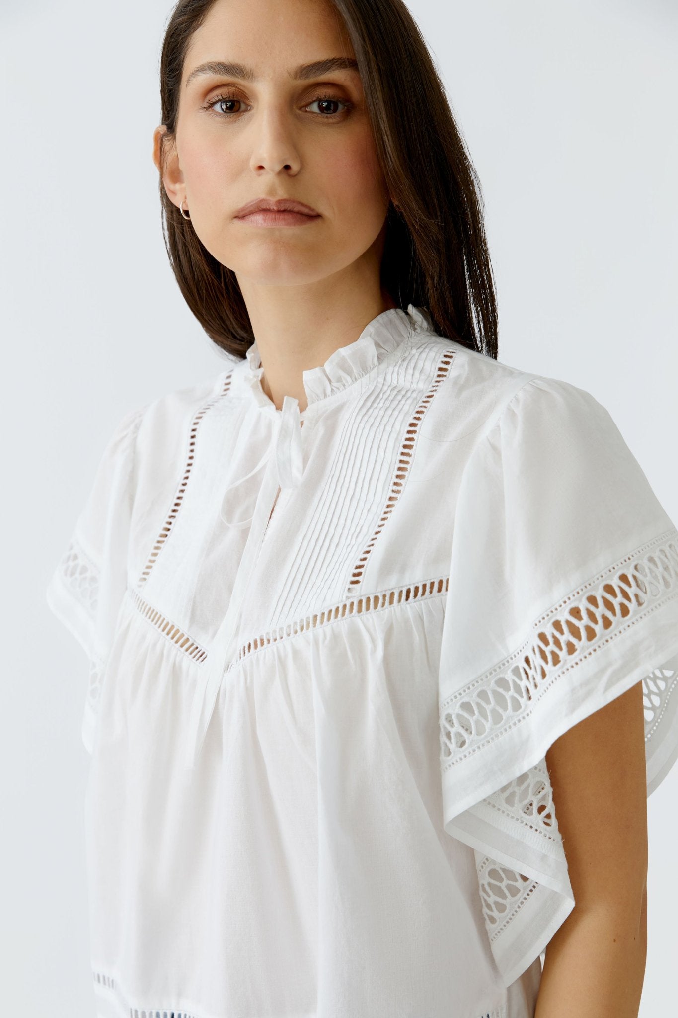 Bluse mit Lochspitze