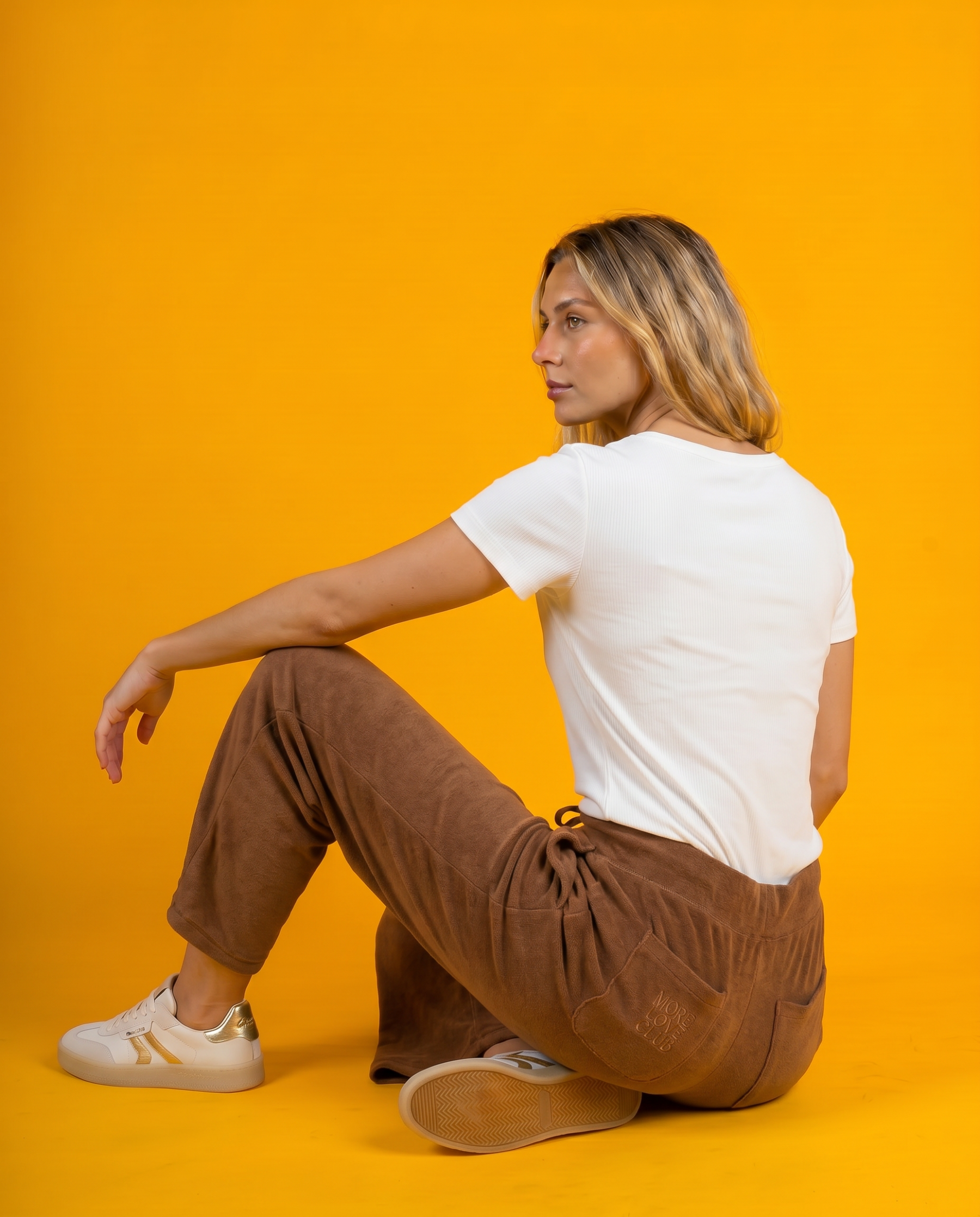 Joggpants mit weitem Bein