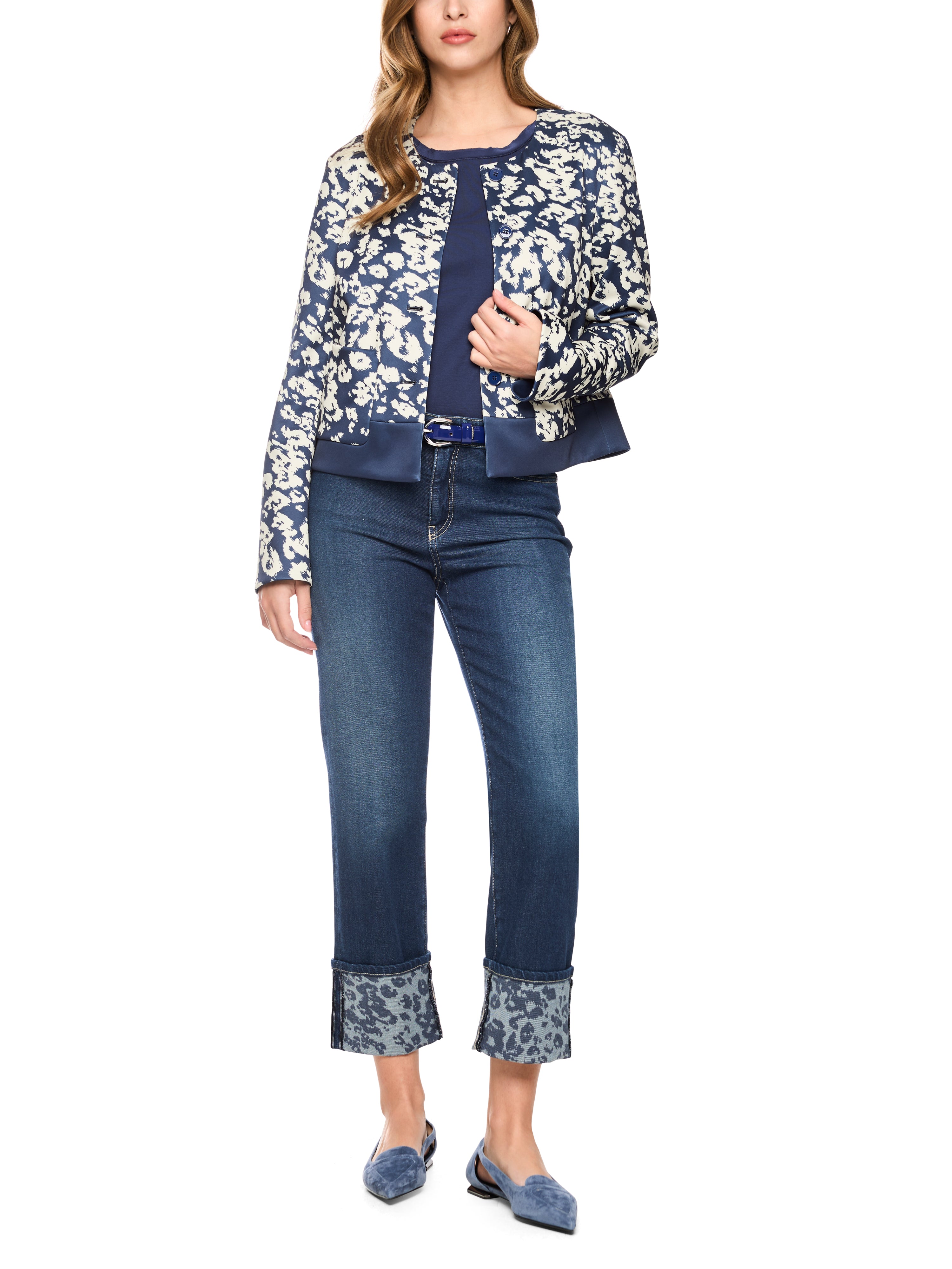 Kurze Jacke mit Leo-Print