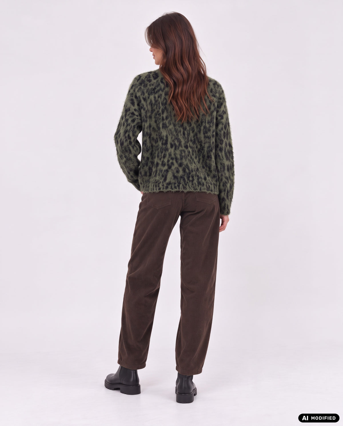 Strickpullover mit Leo-Muster