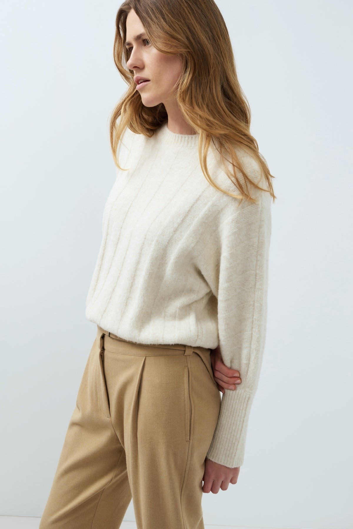 Strickpullover mit Kordelzug am Saum