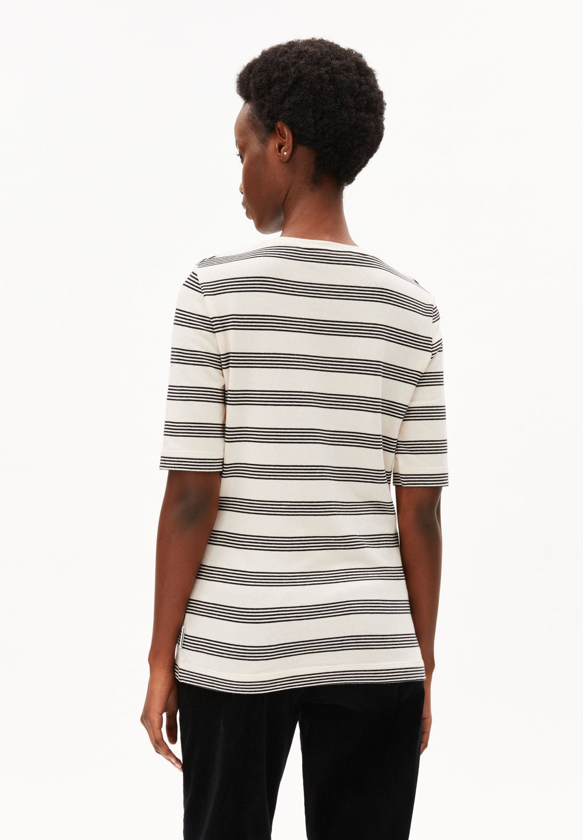 T-Shirt JAANISARA