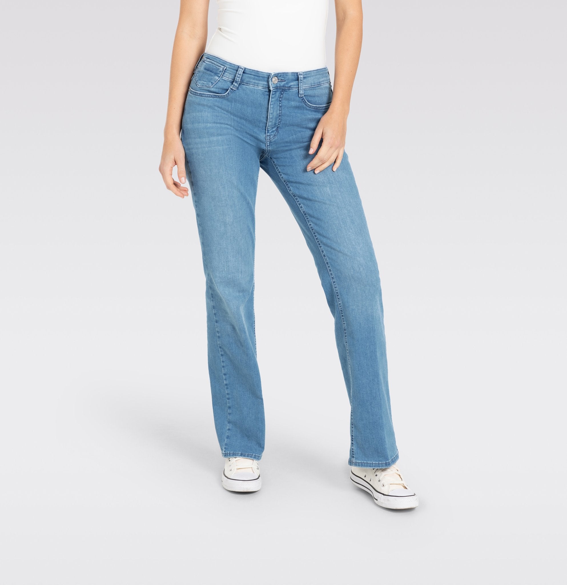 MAC Straight Leg Winter Baby Blue