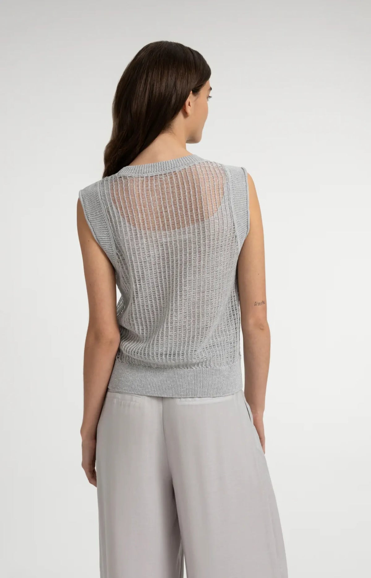 Ärmelloser Strickpullover im Lagenlook