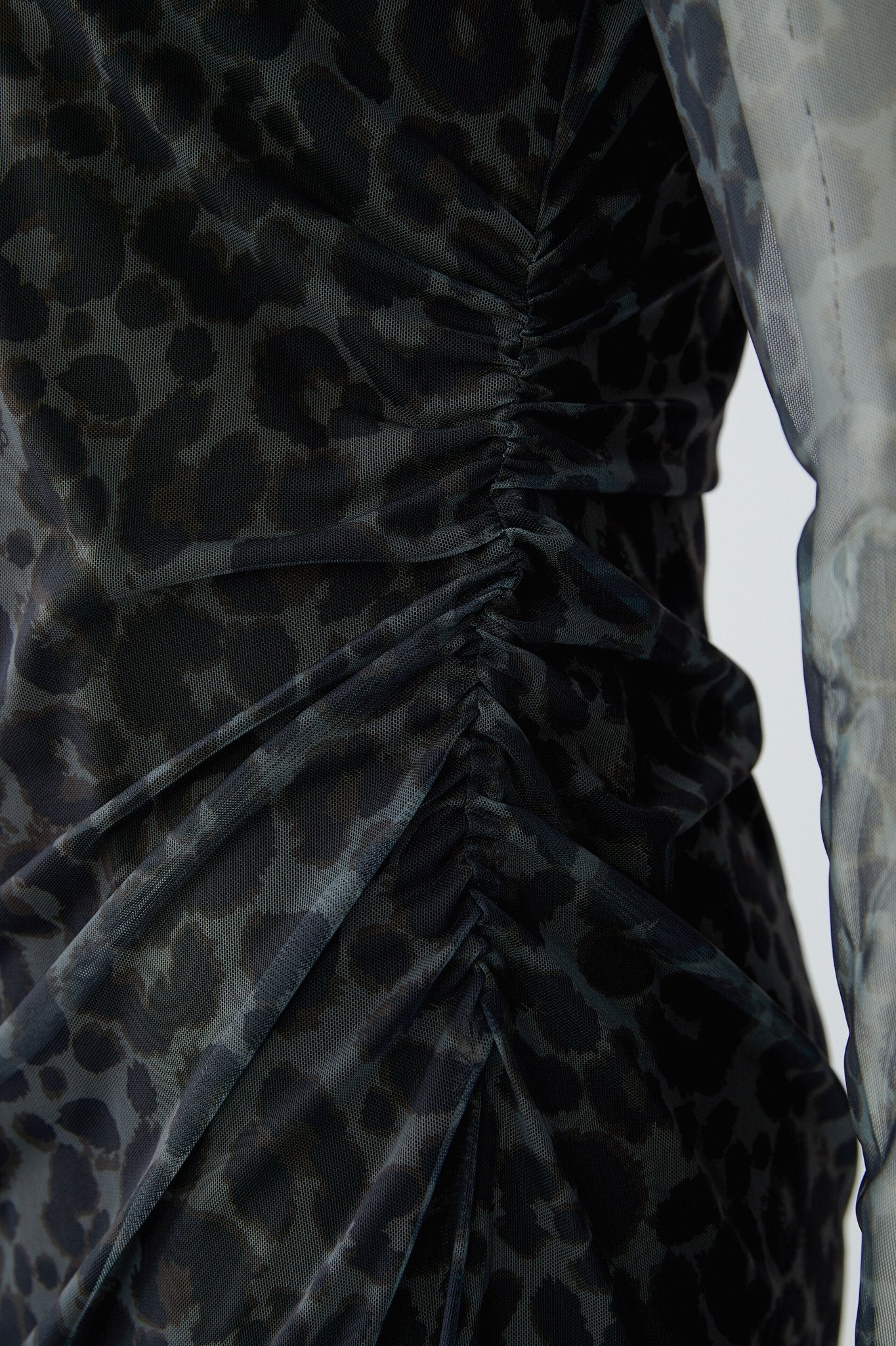 Kleid mit Leopardenprint