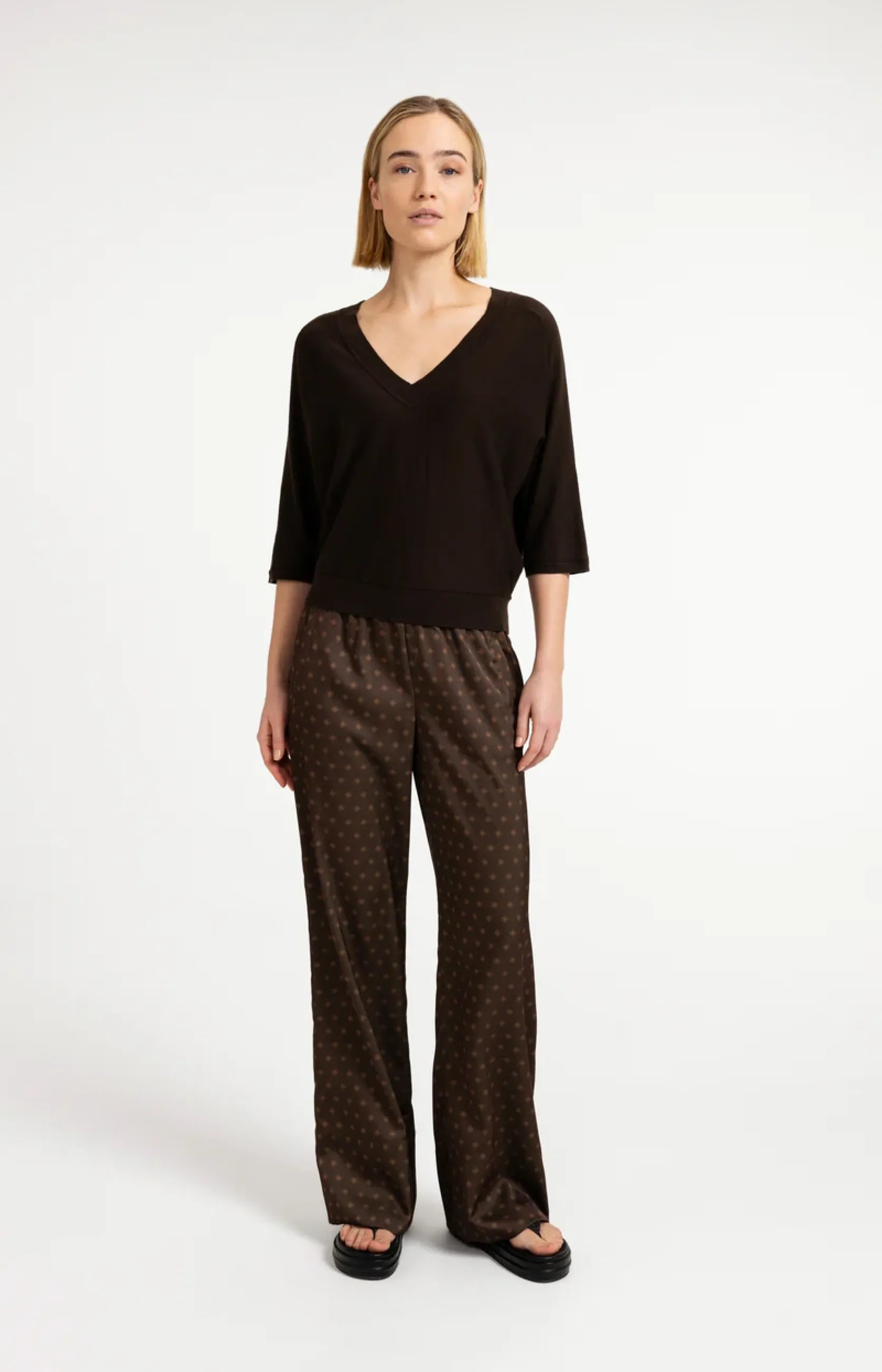 Pullover mit sichtbaren Nähten