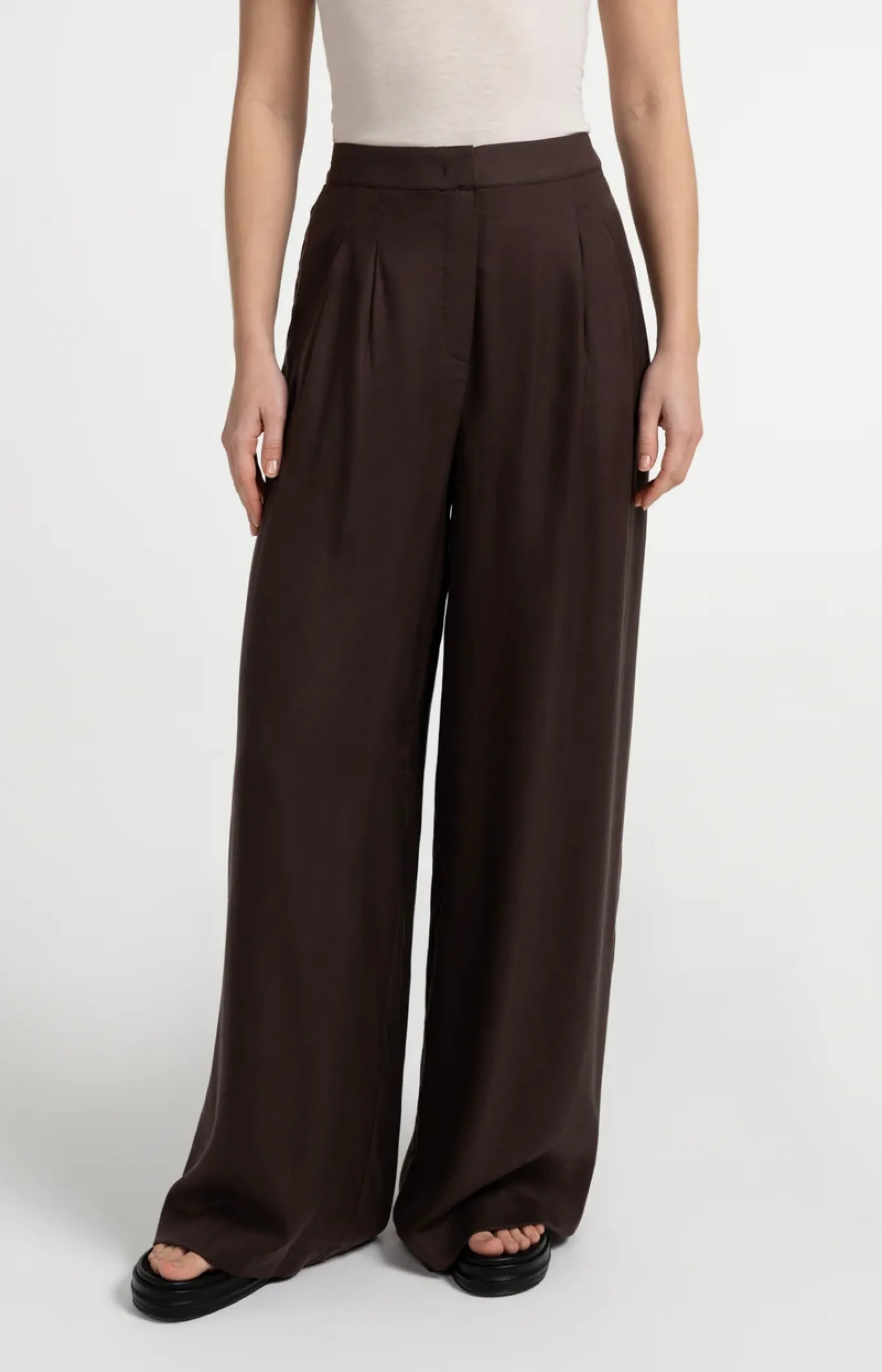 Hose mit weitem Bein