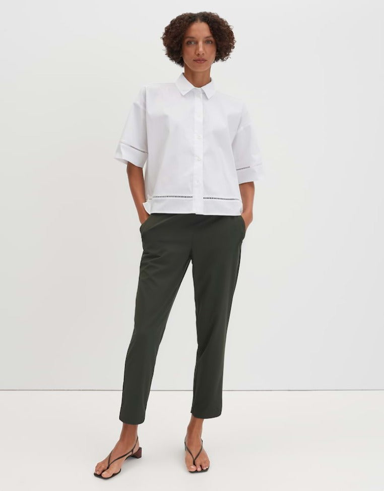 Zemdbluse Zlana mit Spitzeneinsatz