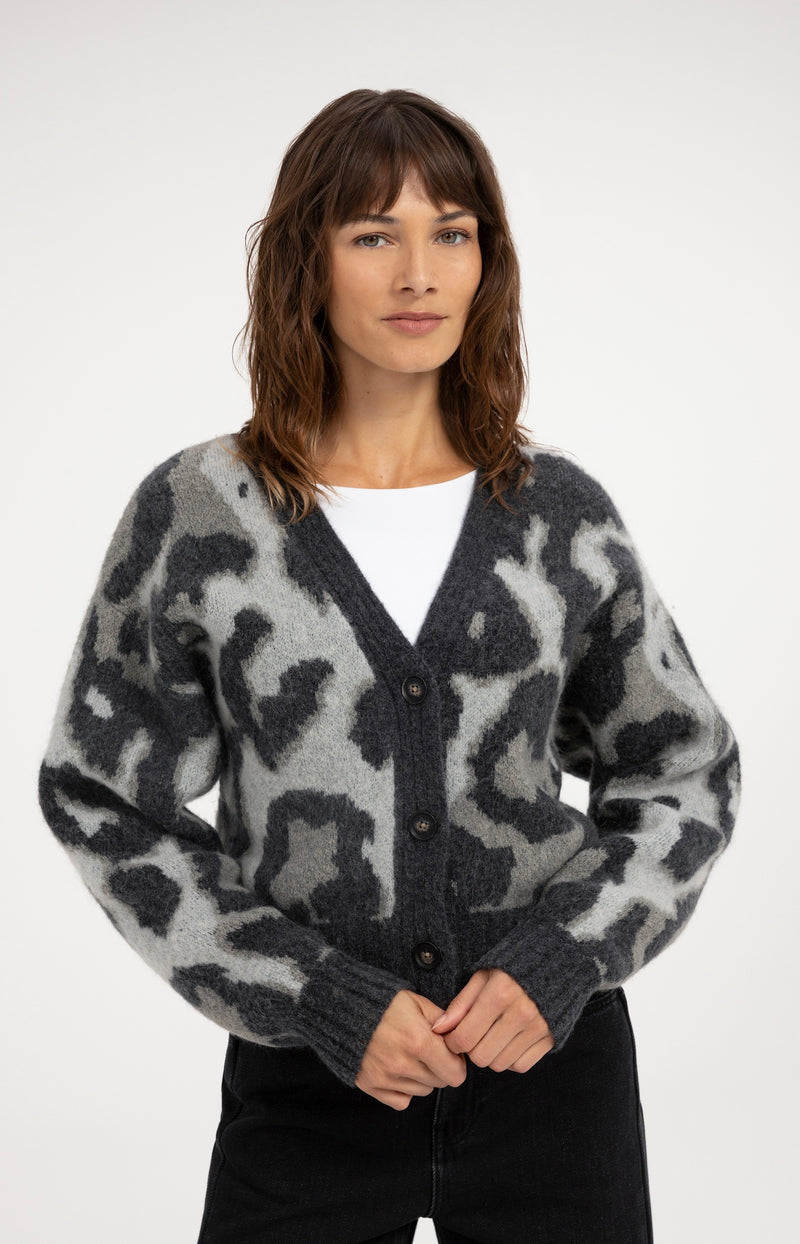 Strickcardigan mit Muster und Fledermausärmelnv