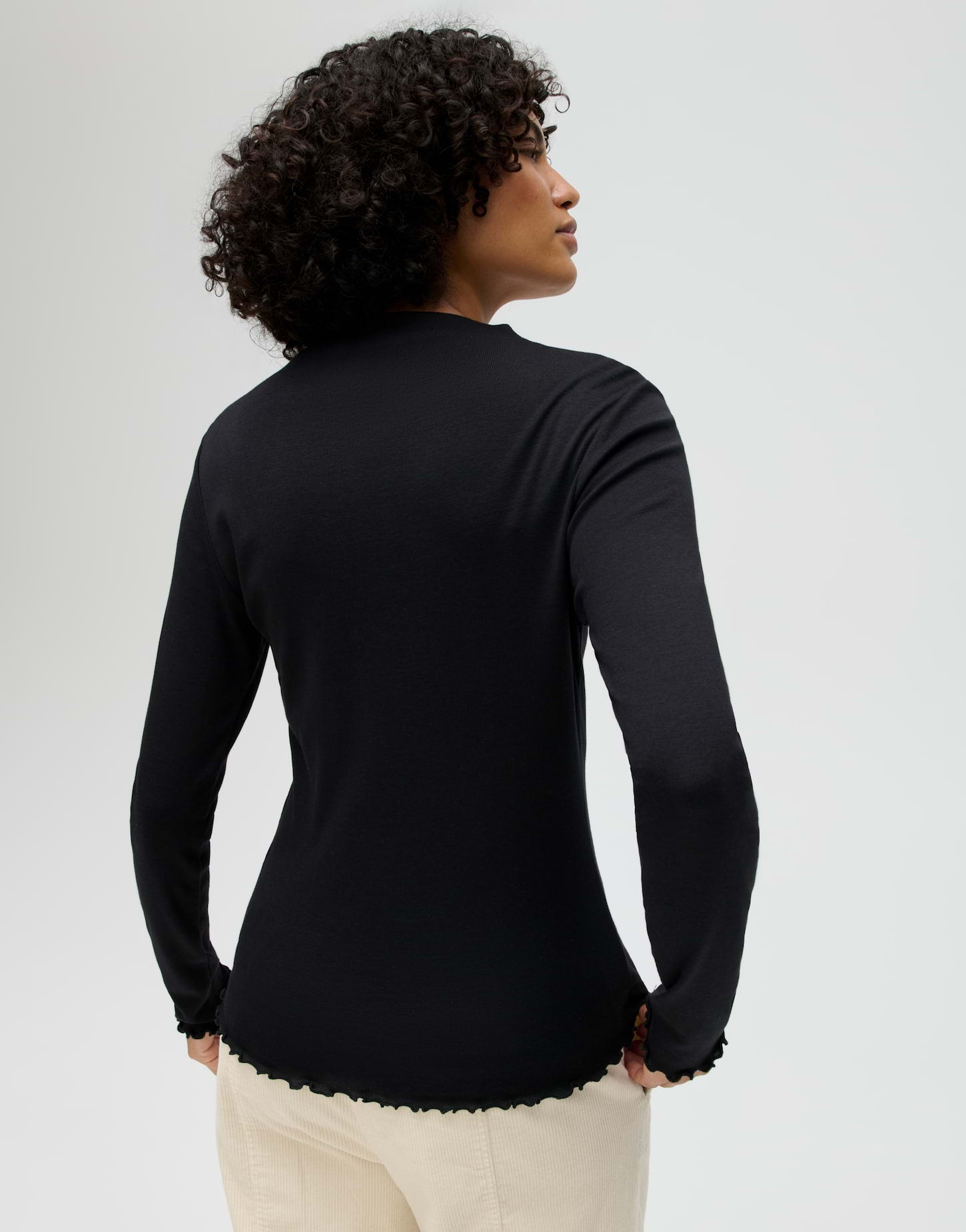 SONINCHEN Slim Rippshirt aus weichem Jersey