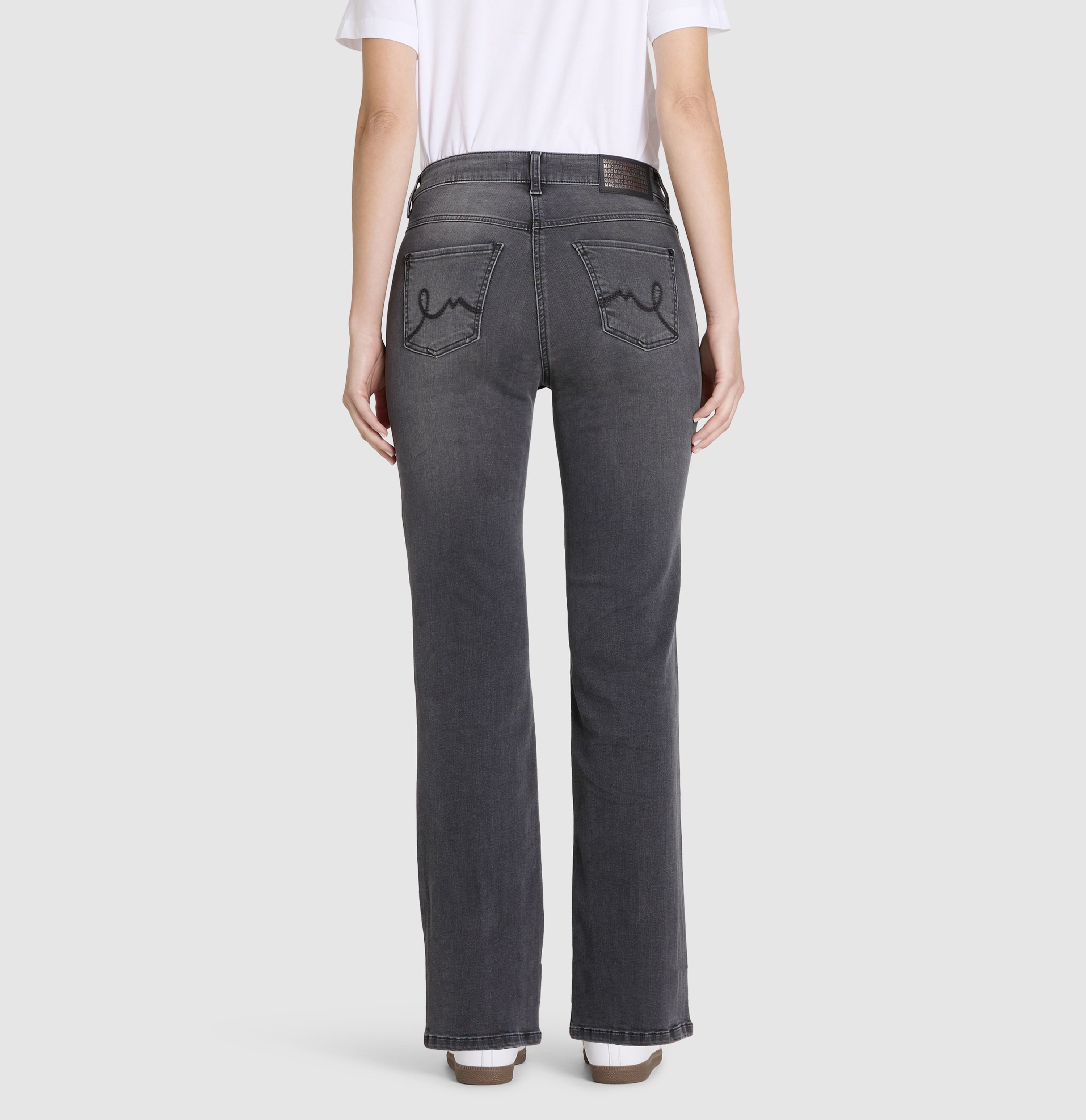 MAC Flared Leg Authentic Carbon Wash