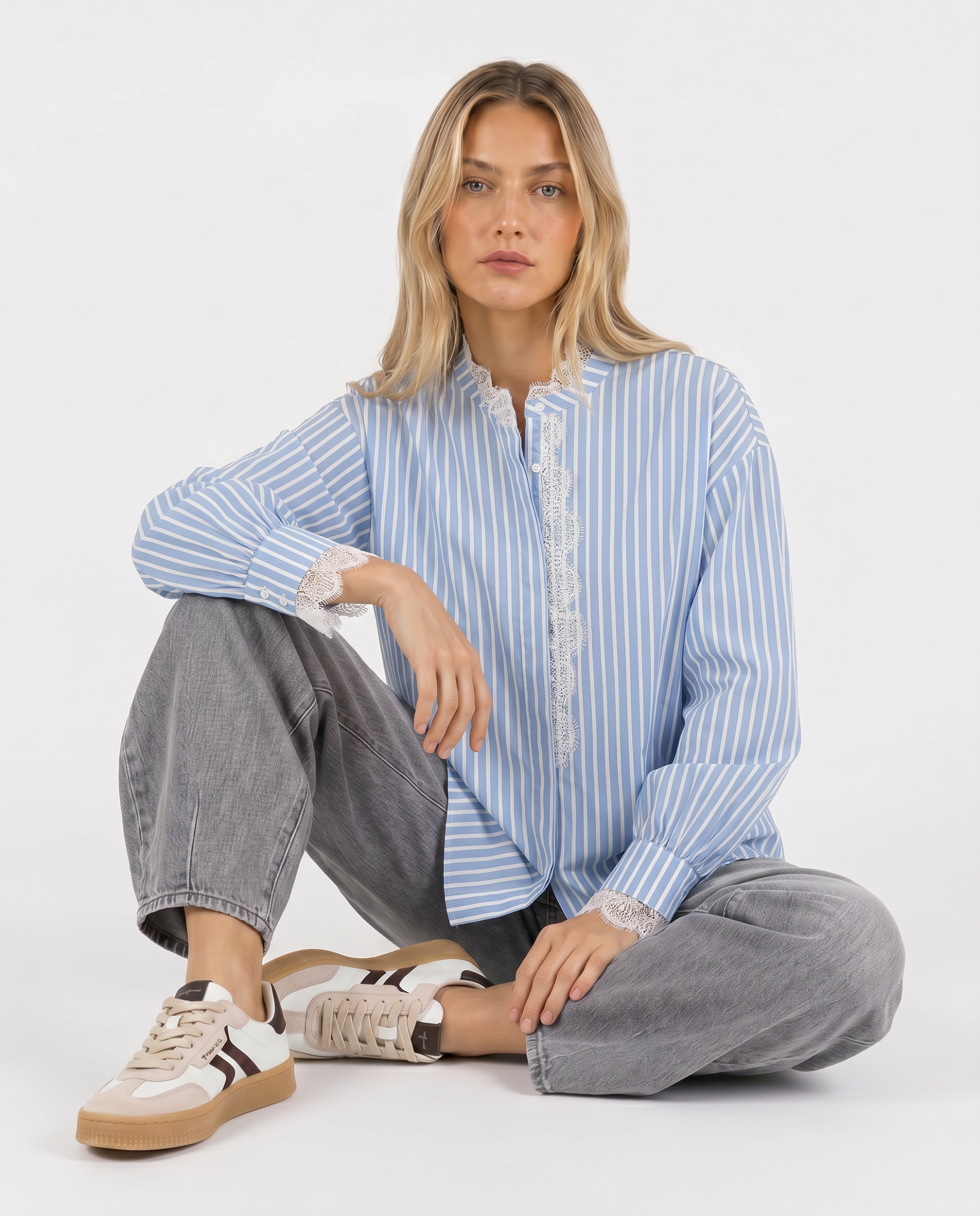 Bluse mit Spitze