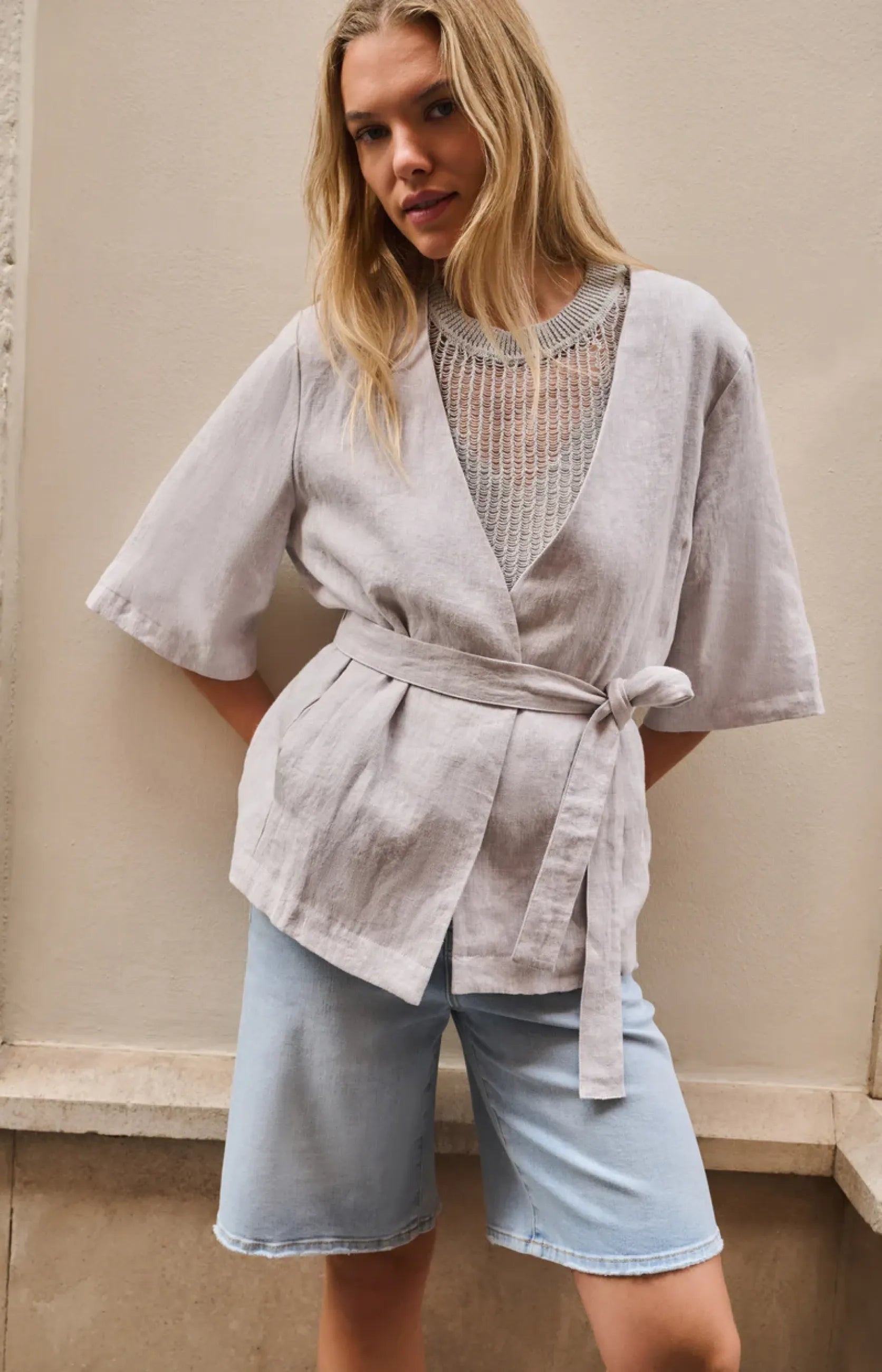 Ärmelloser Strickpullover im Lagenlook
