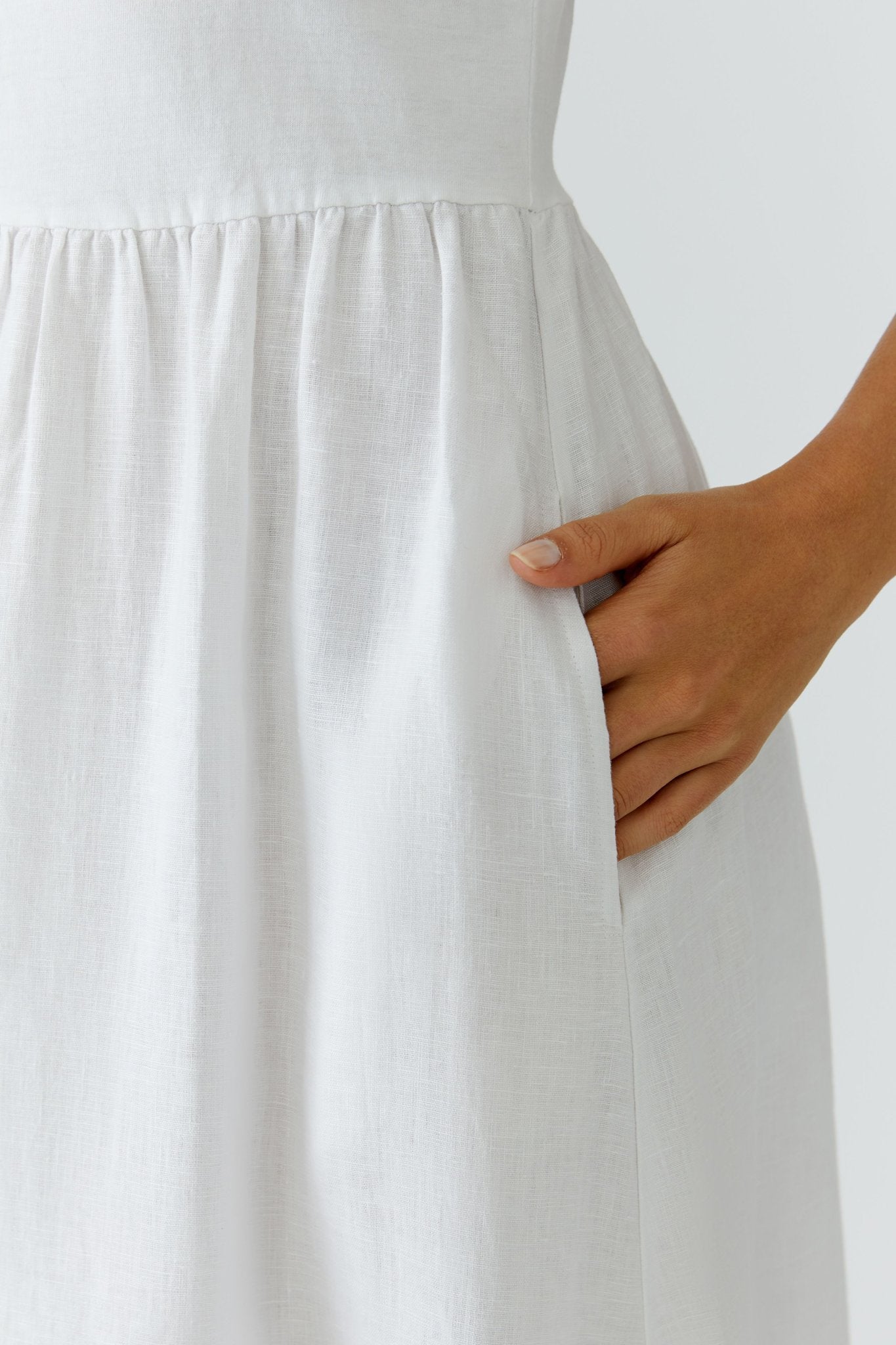 Kleid in Midilänge
