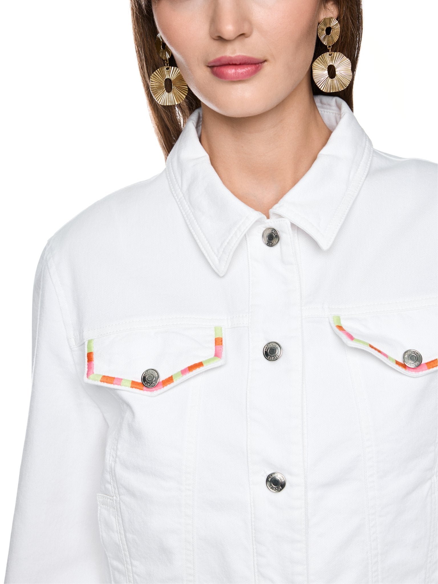 Jeansjacke mit bunten Stickereien