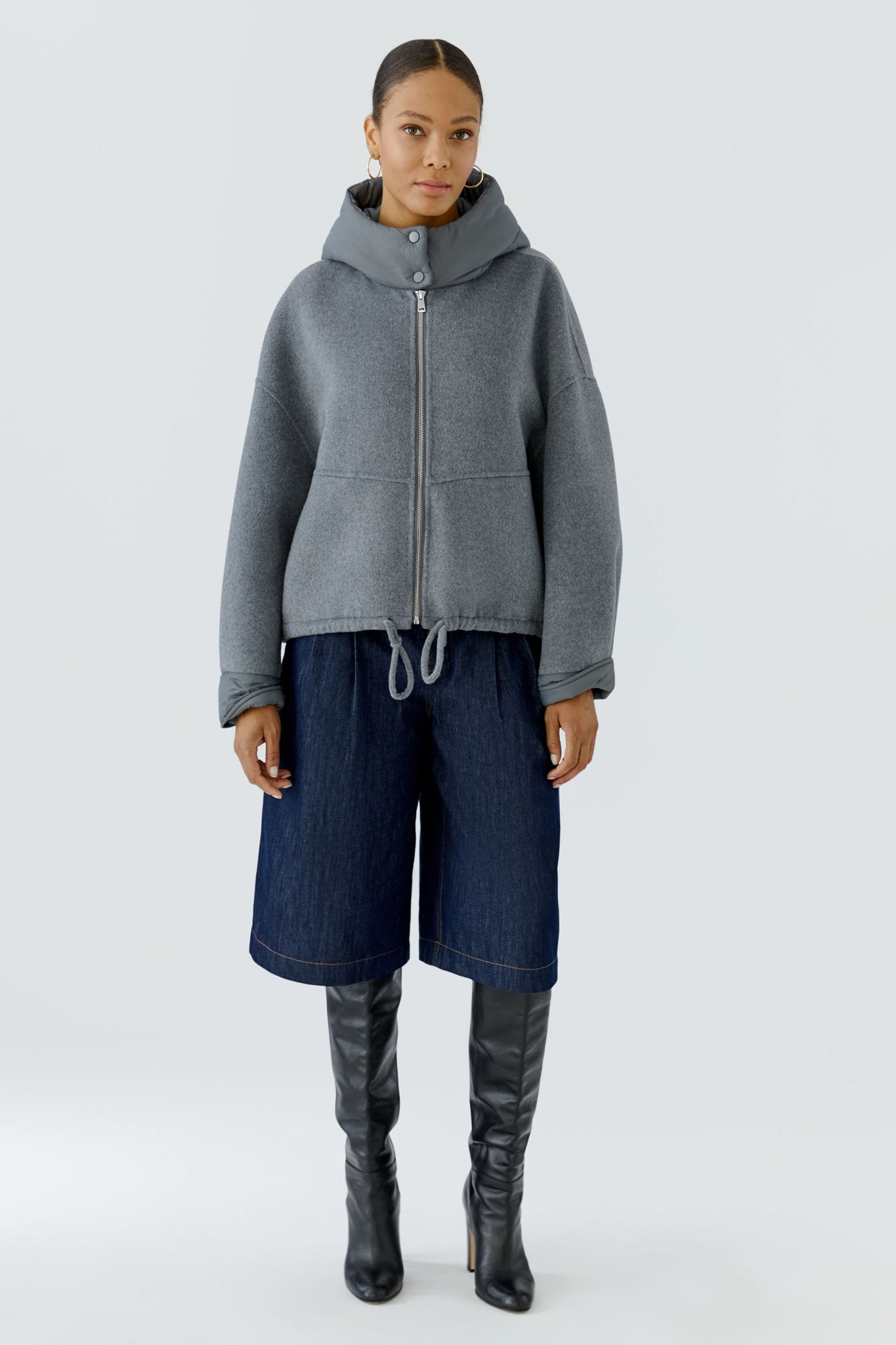 Jacke mit Kapuze