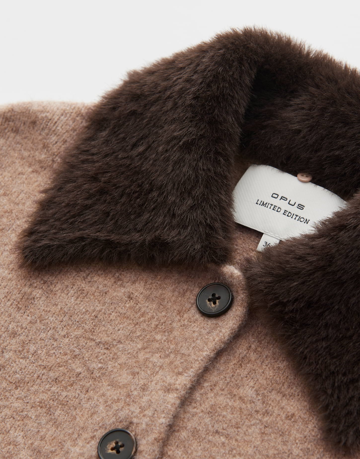 Strickjacke Dofur