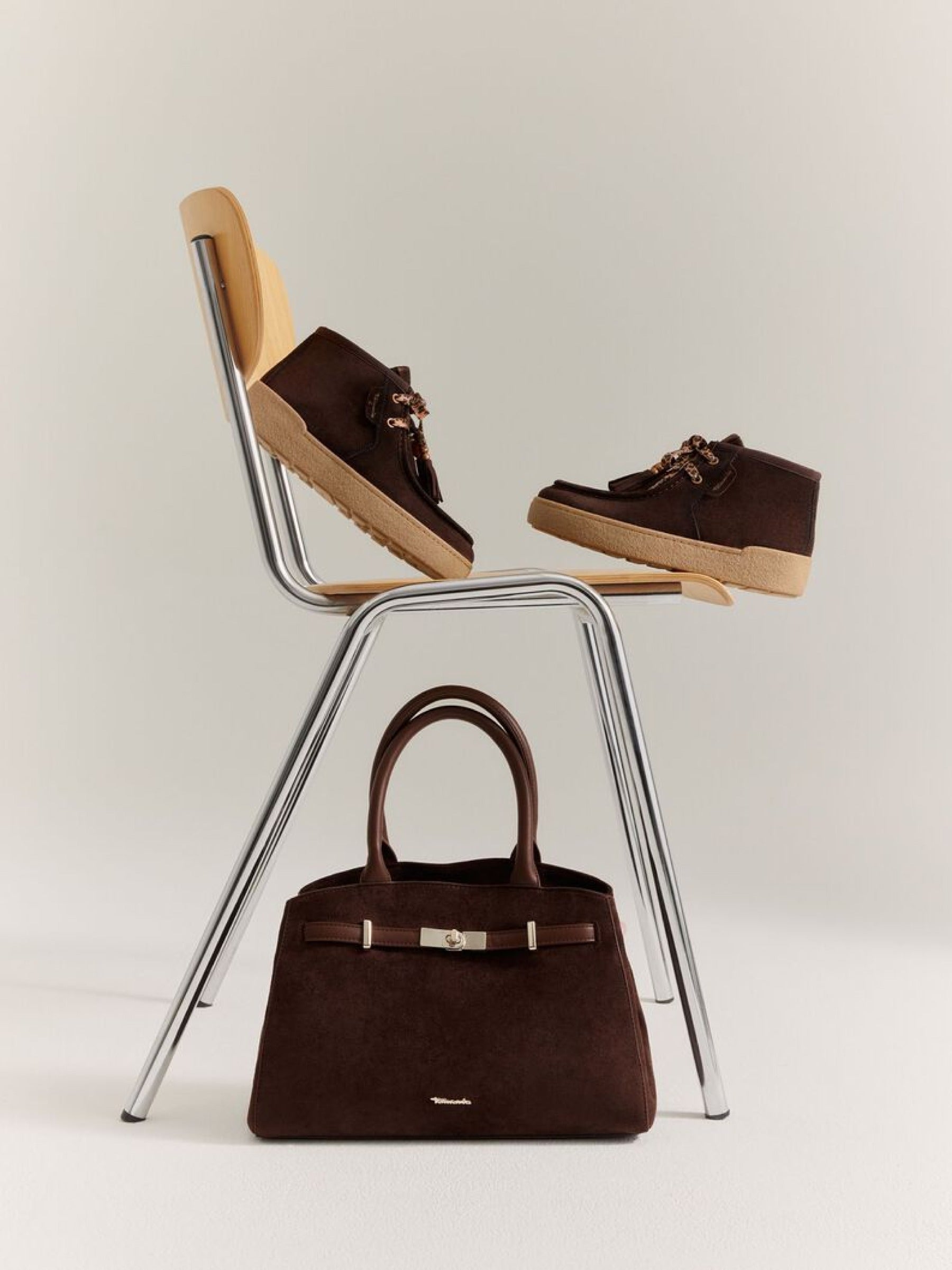 Ledersneaker im Boho-Style