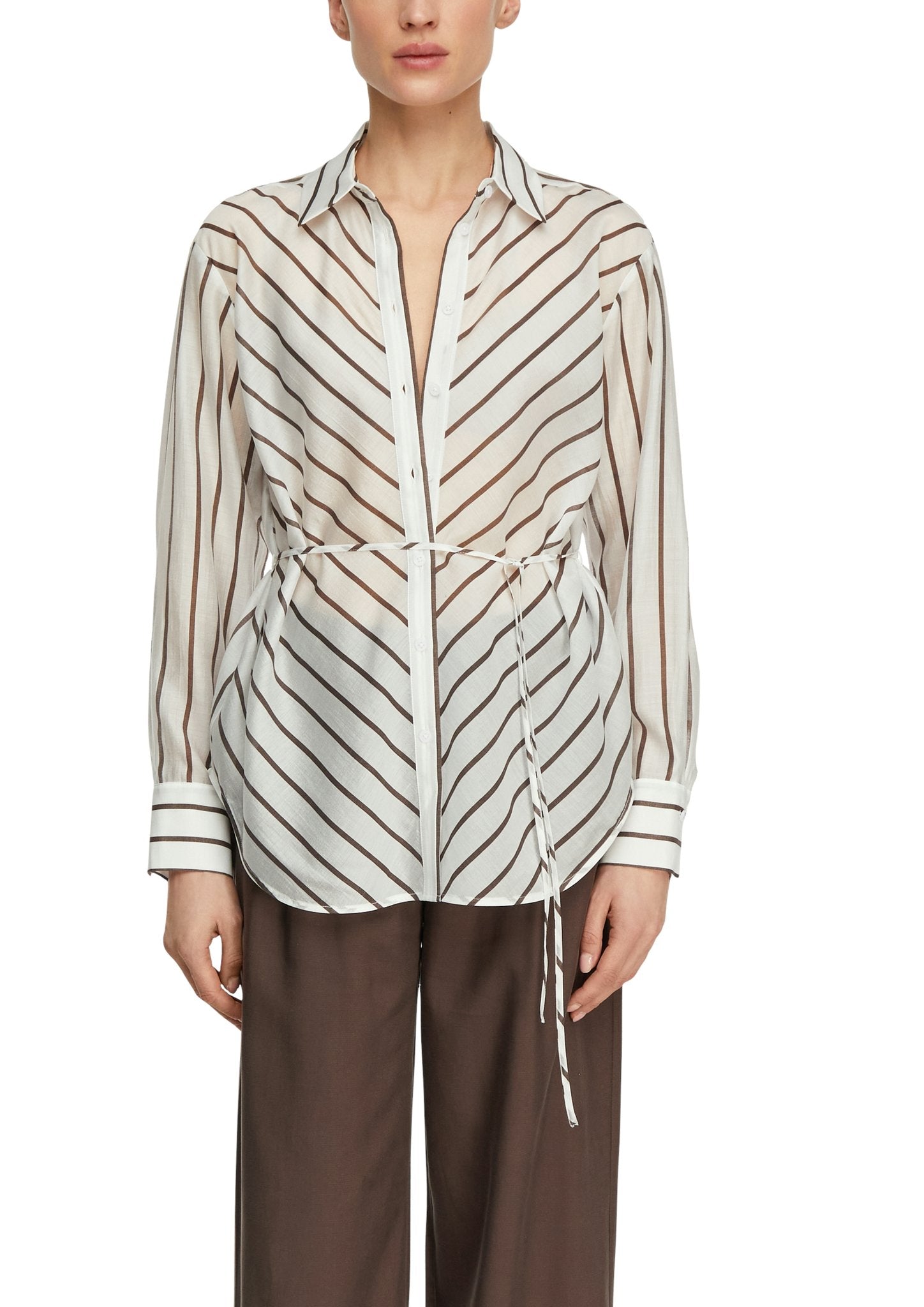 Bluse mit Streifen und Bindegürtel