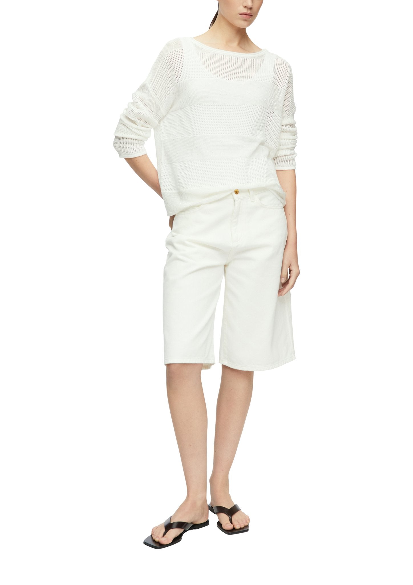Pullover aus Ajourstrick mit feinen Pailletten