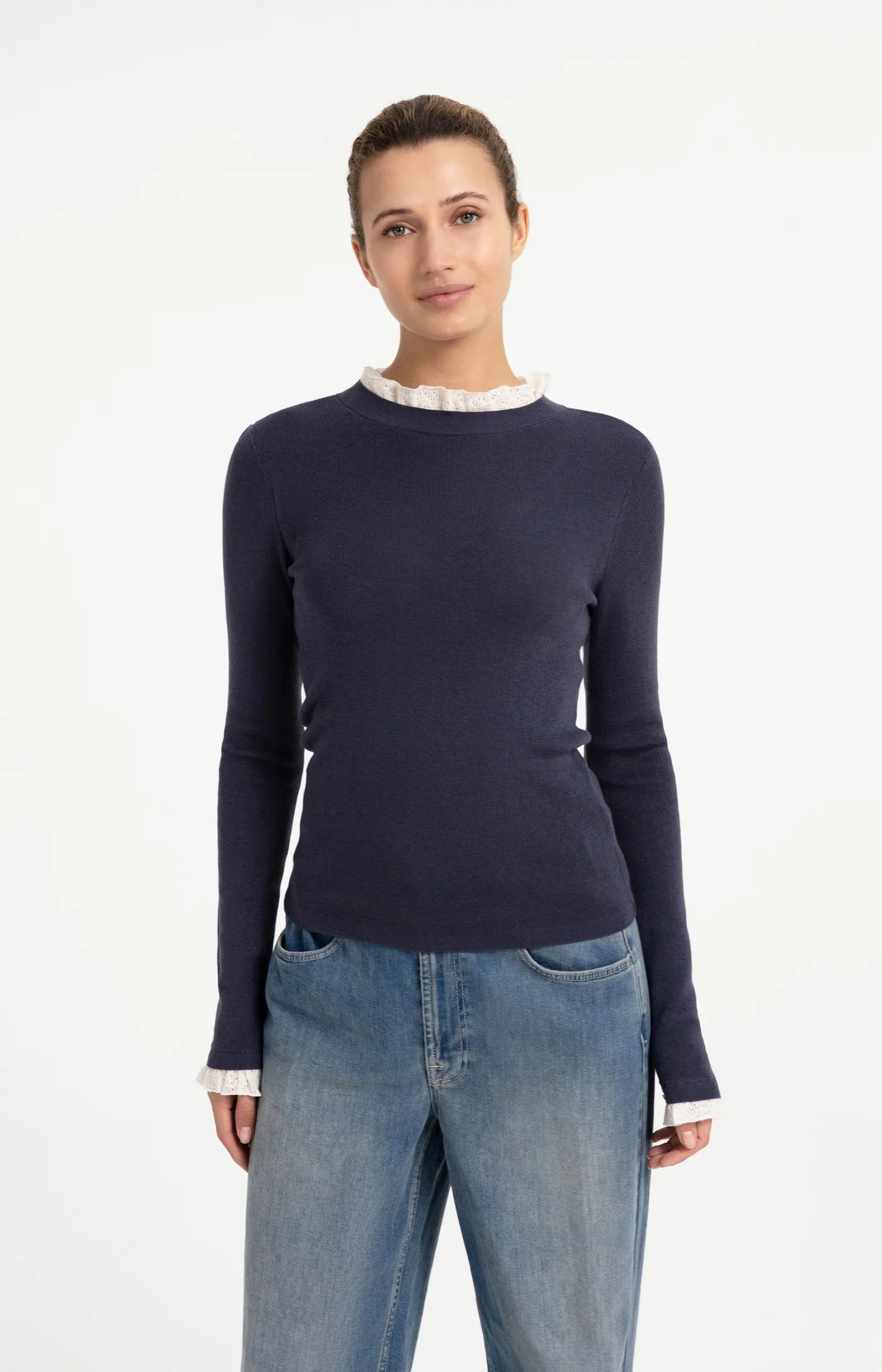 Strickpullover mit Rüschendetails