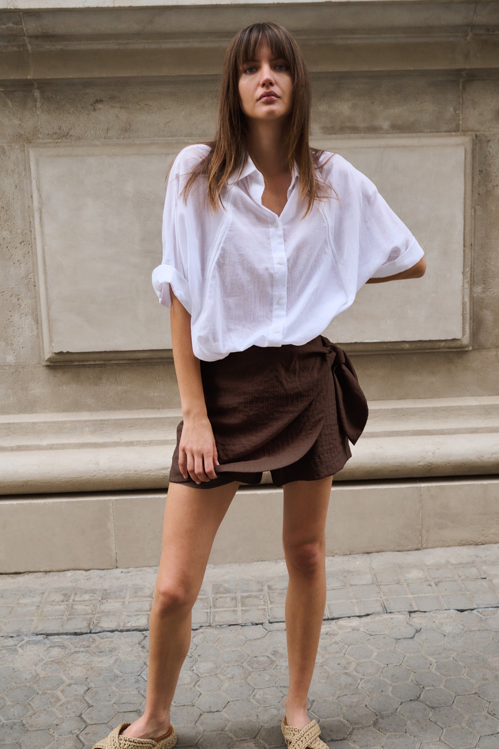 Bluse mit geflochtenen Einsätzen