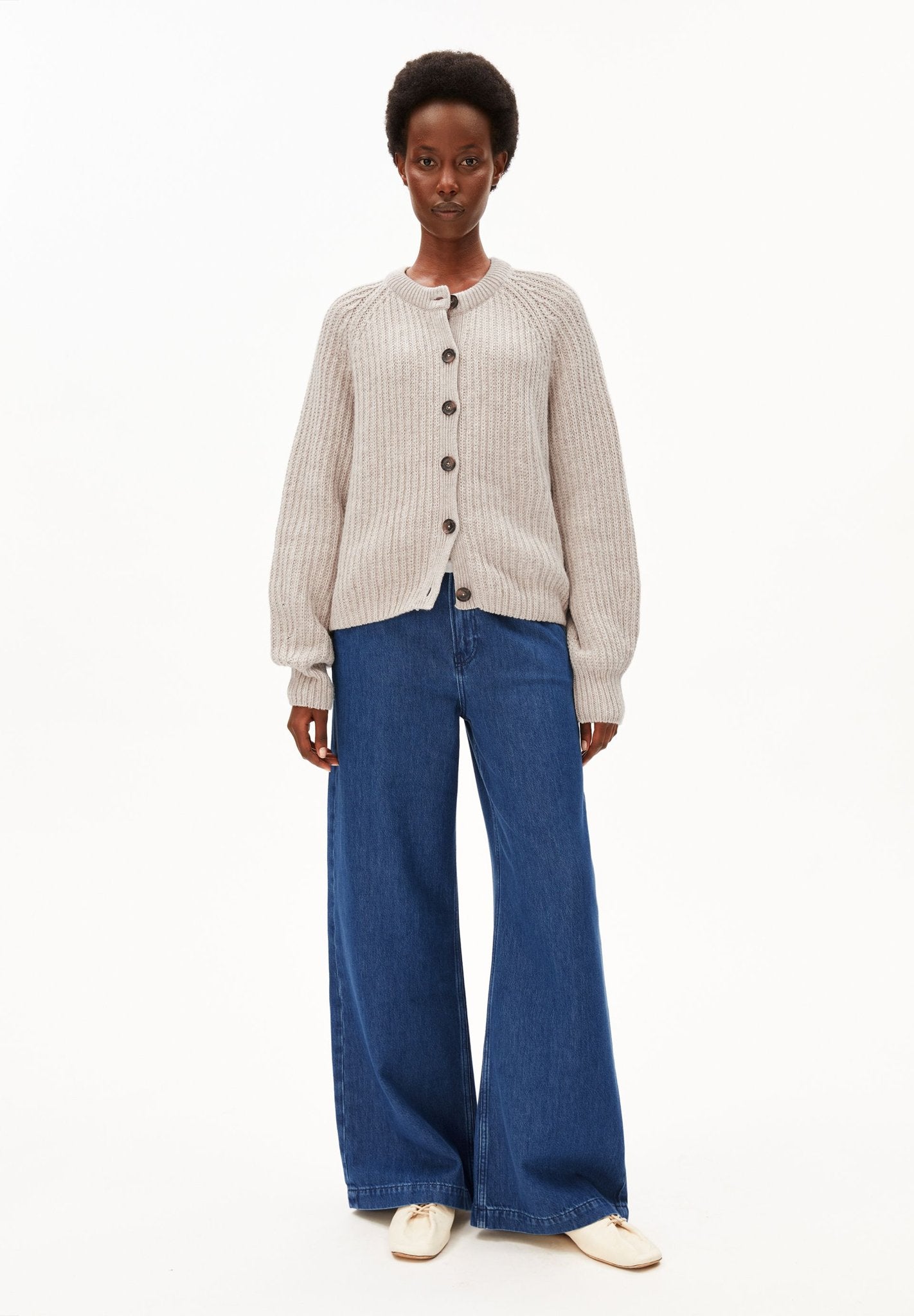 Strickjacke mit Knopfleiste