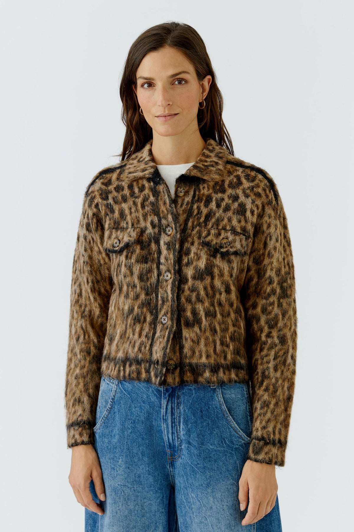 Strickjacke mit Leo-Muster