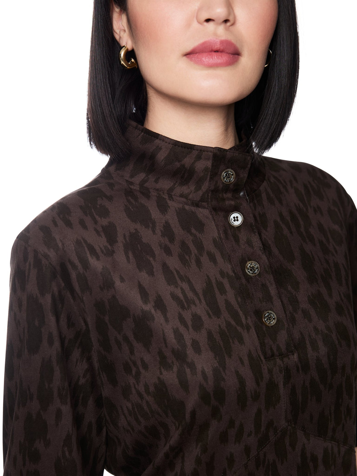 Kleid im Leo-Look