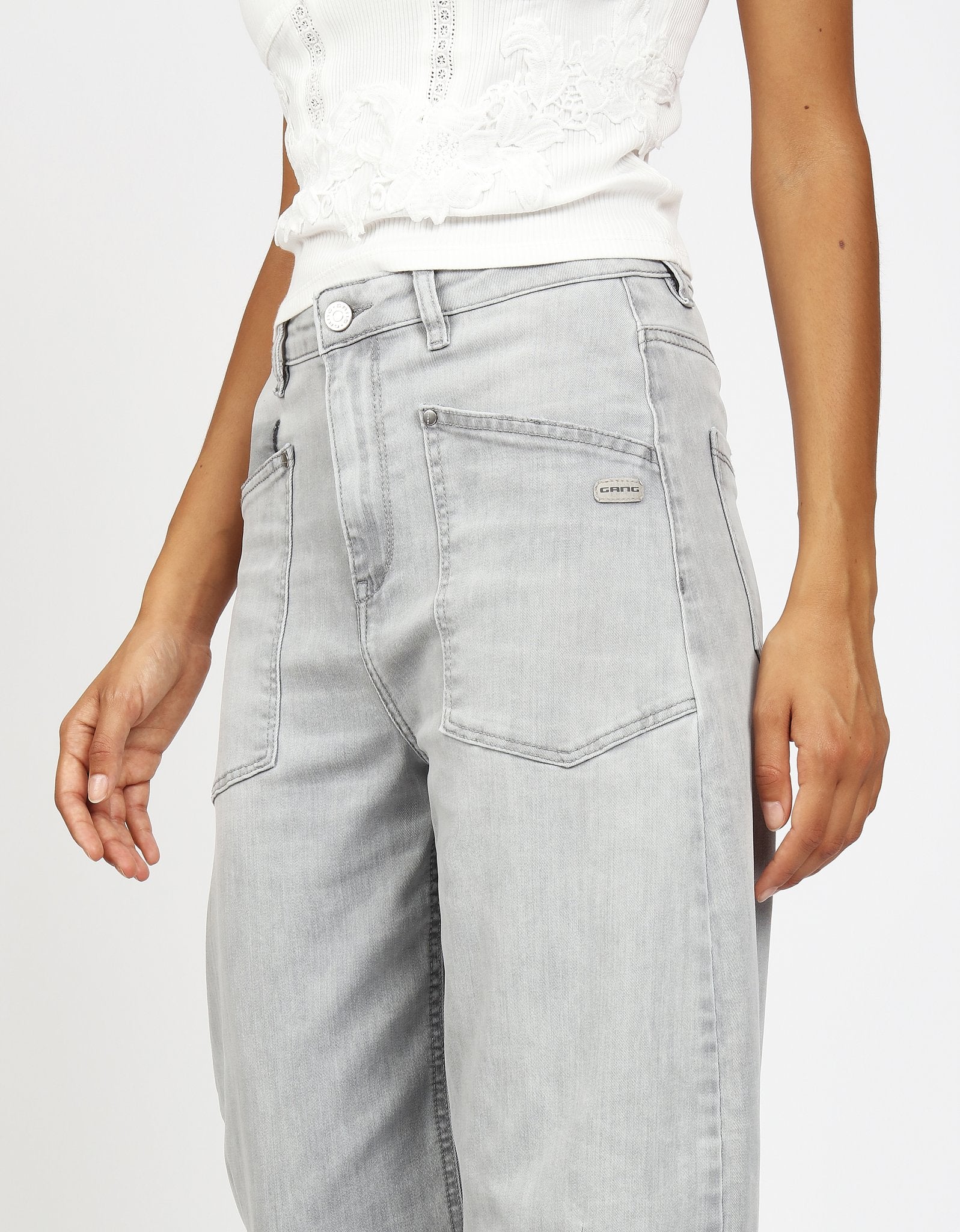 Gang O-Shape Light Grey Wash