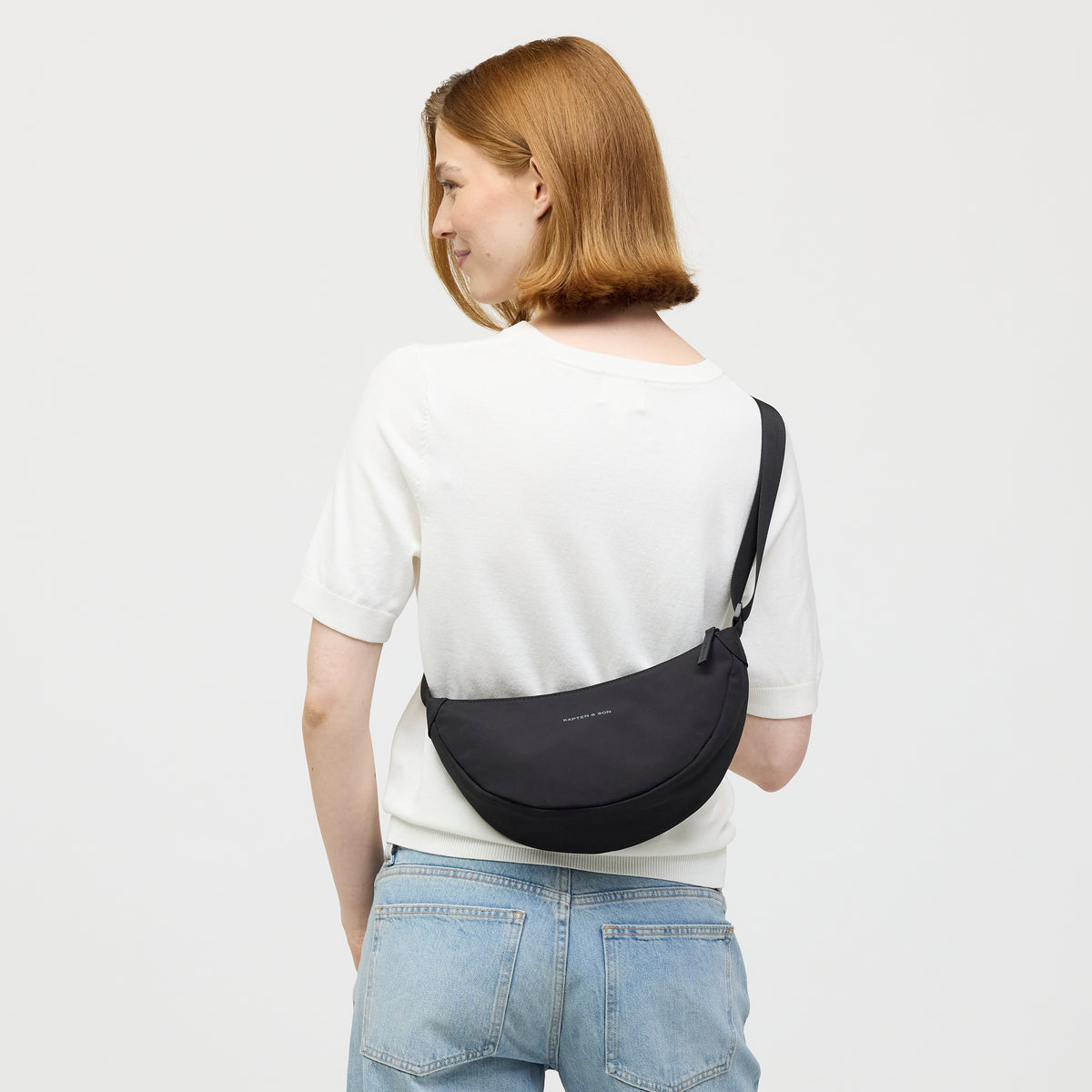 Tasche Essential Moon Bag