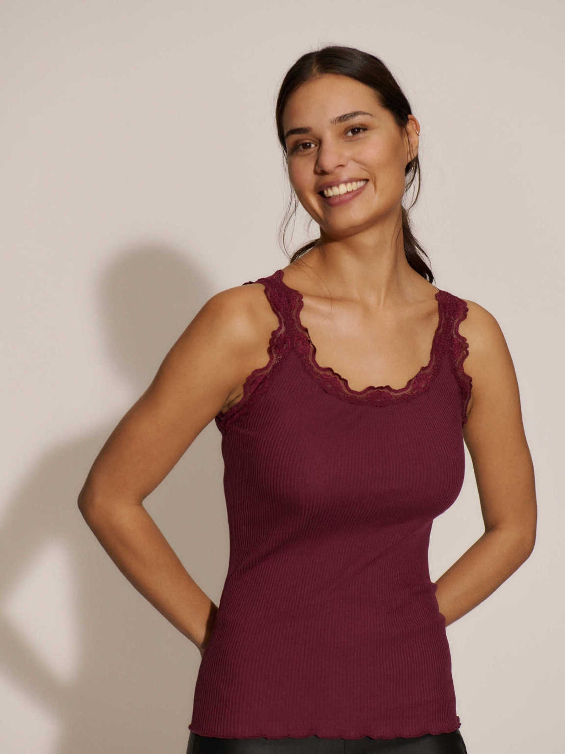 Top RWBabette