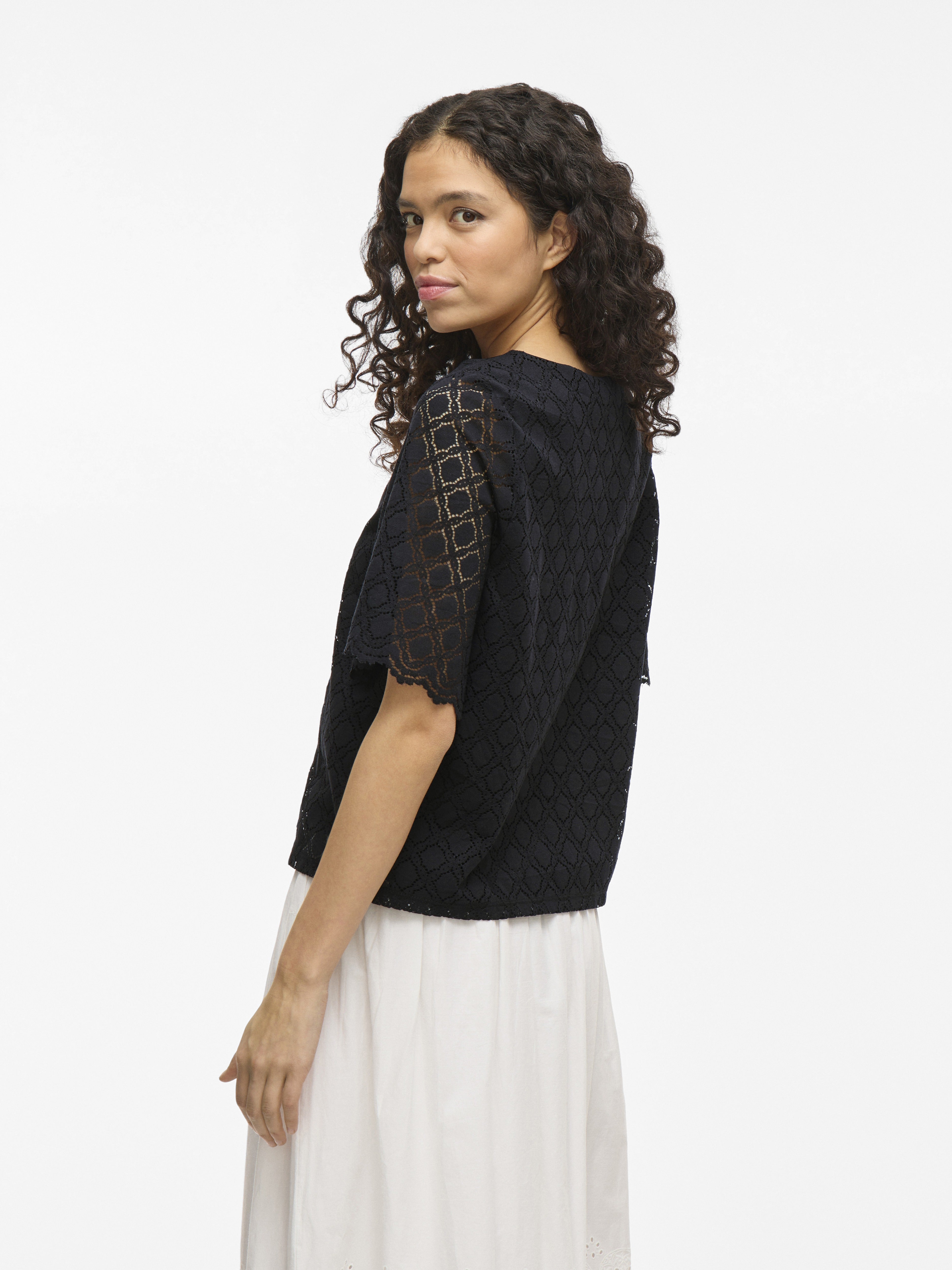 VILA T-Shirts Black Beauty