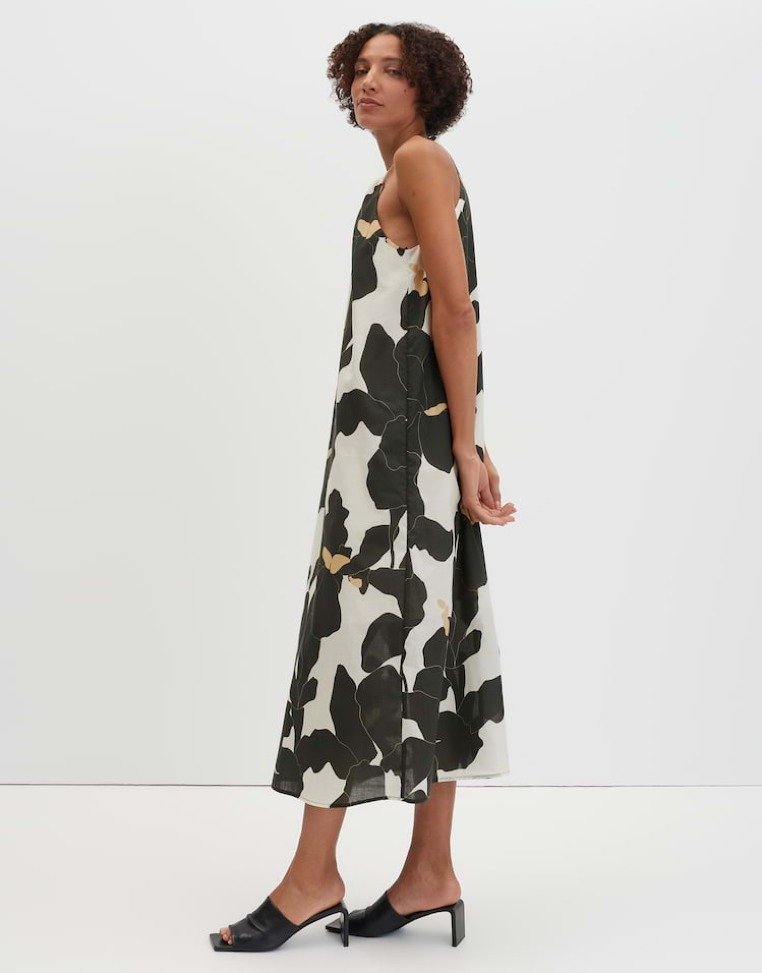Kleid Qowira