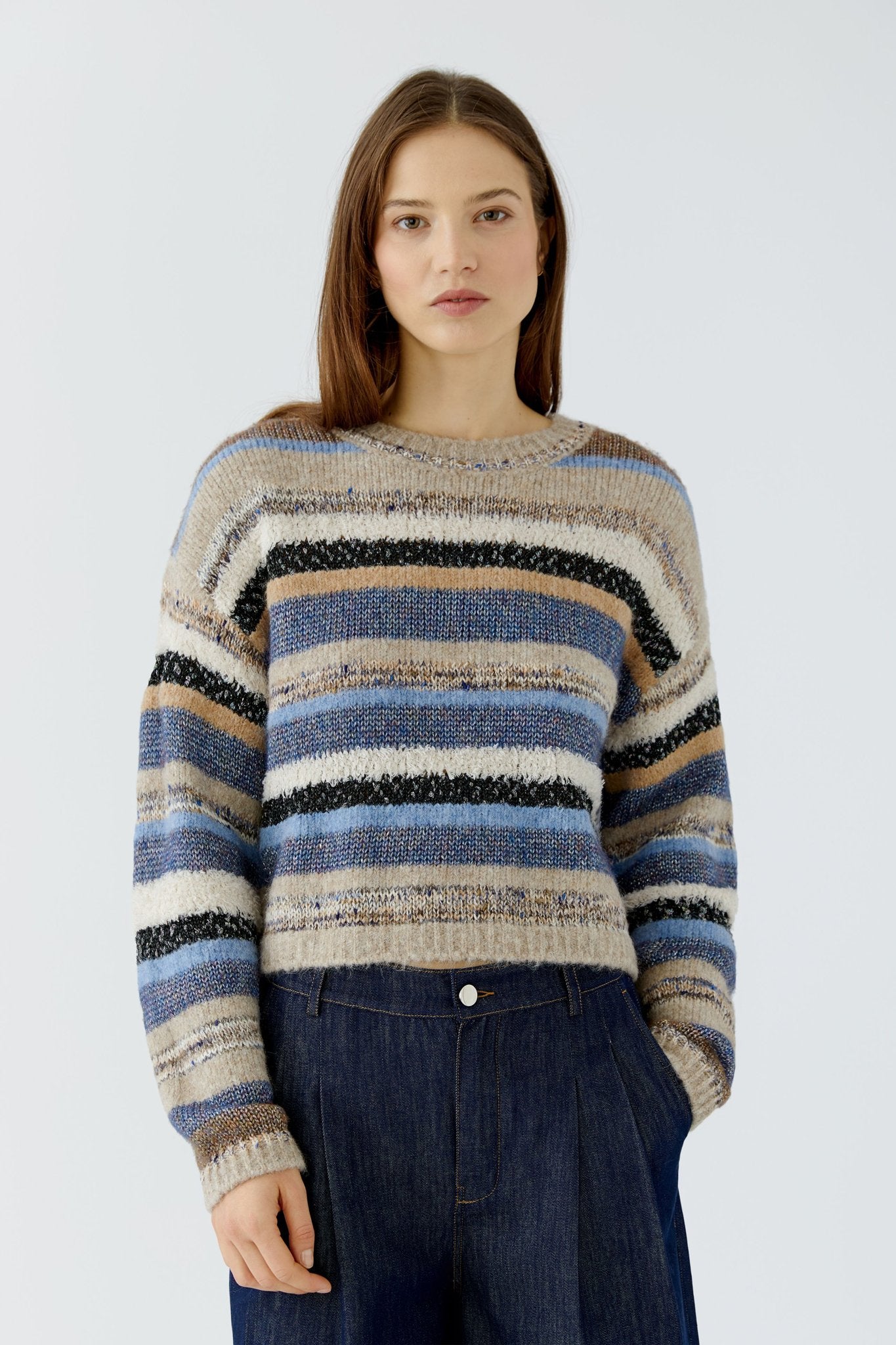 Flauschiger Pullover mit Streifen