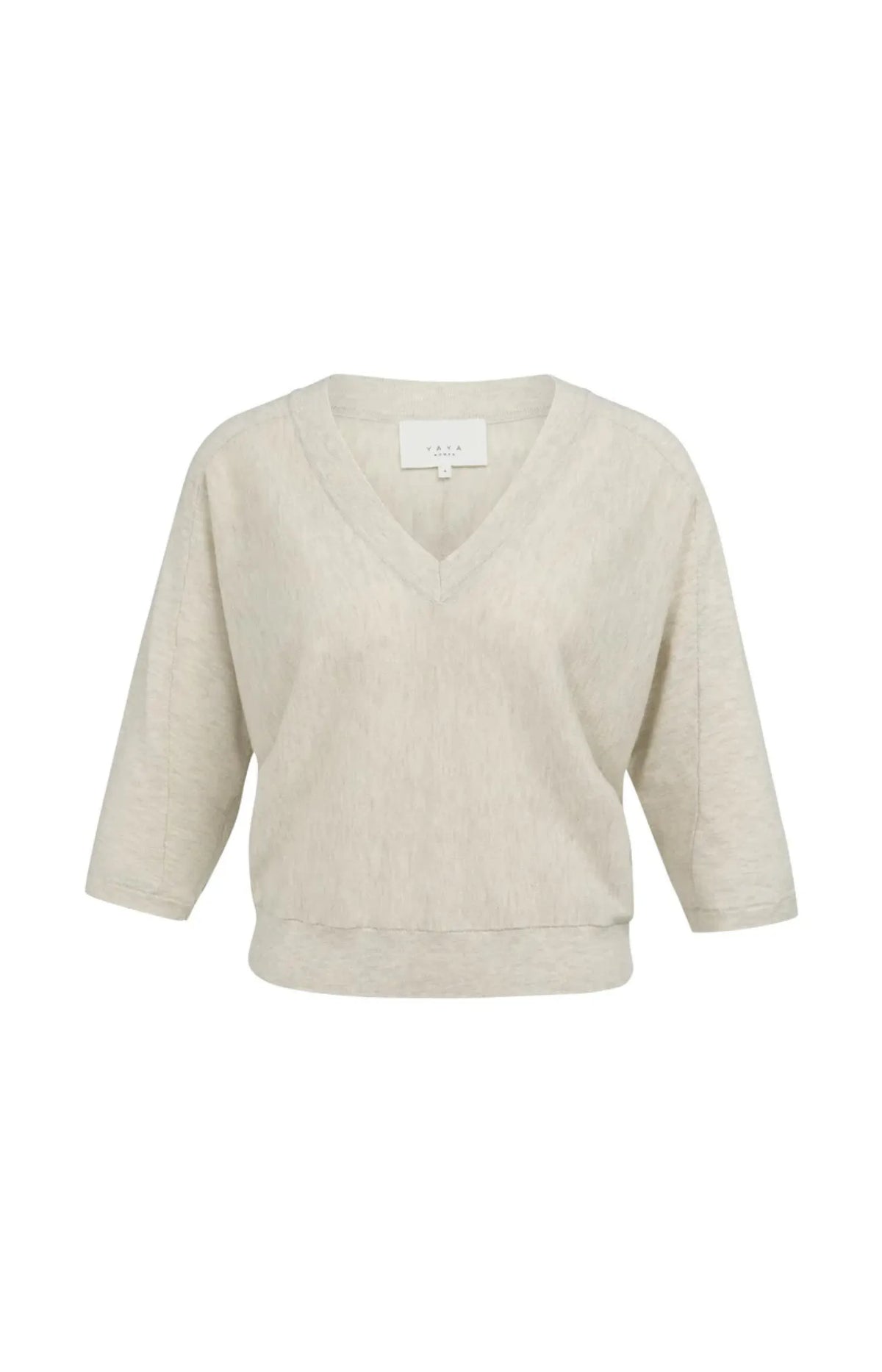 Pullover mit sichtbaren Nähten