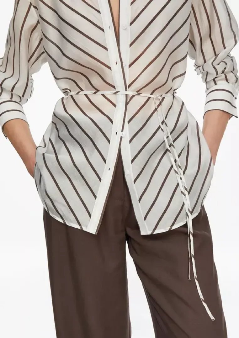 Bluse mit Streifen und Bindegürtel