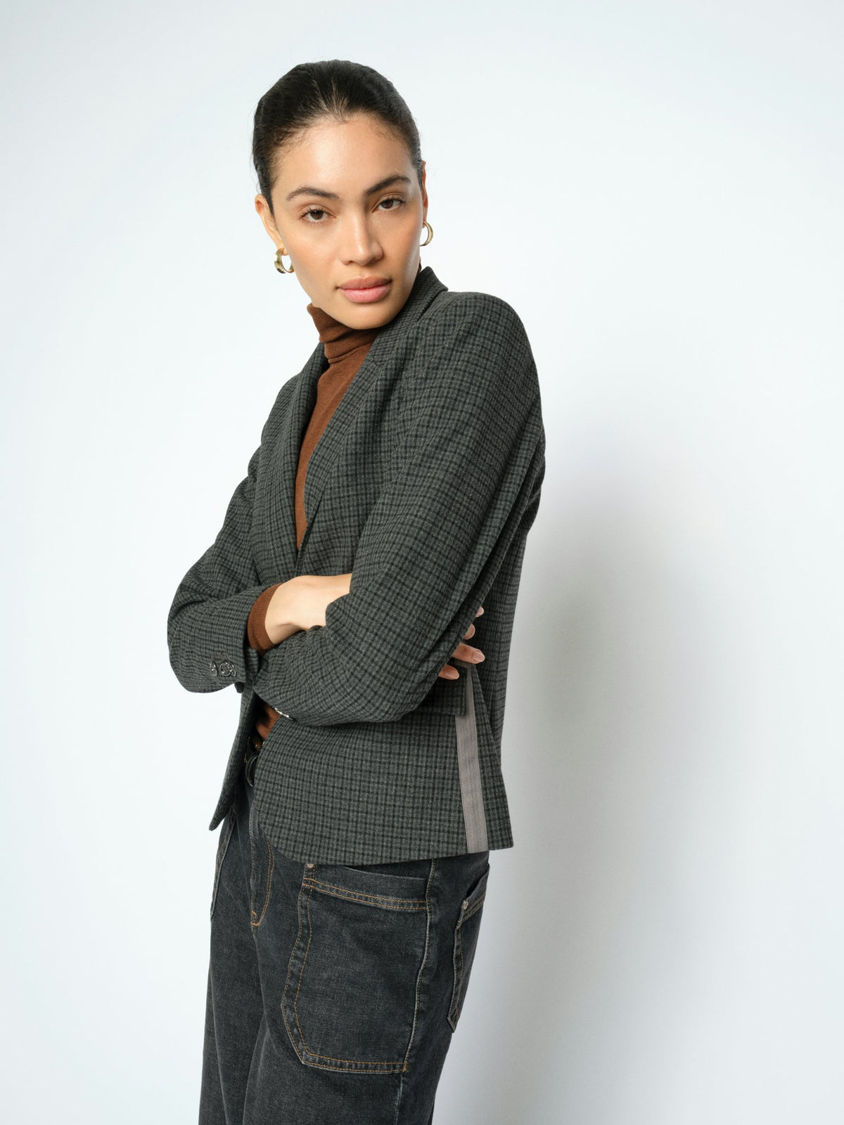 Blazer MMJosa Kalli