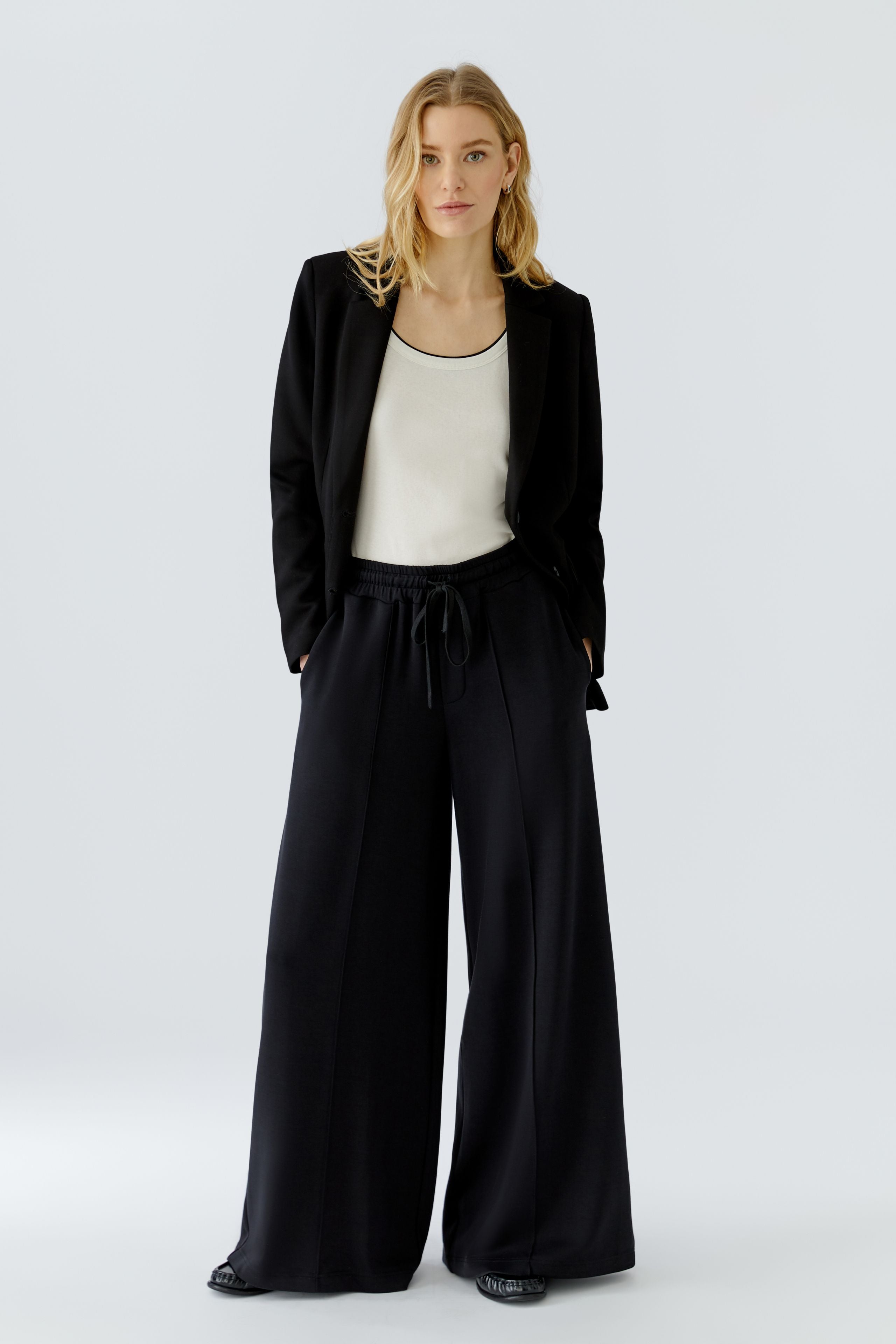 Marlenehose mit Bügelfalte