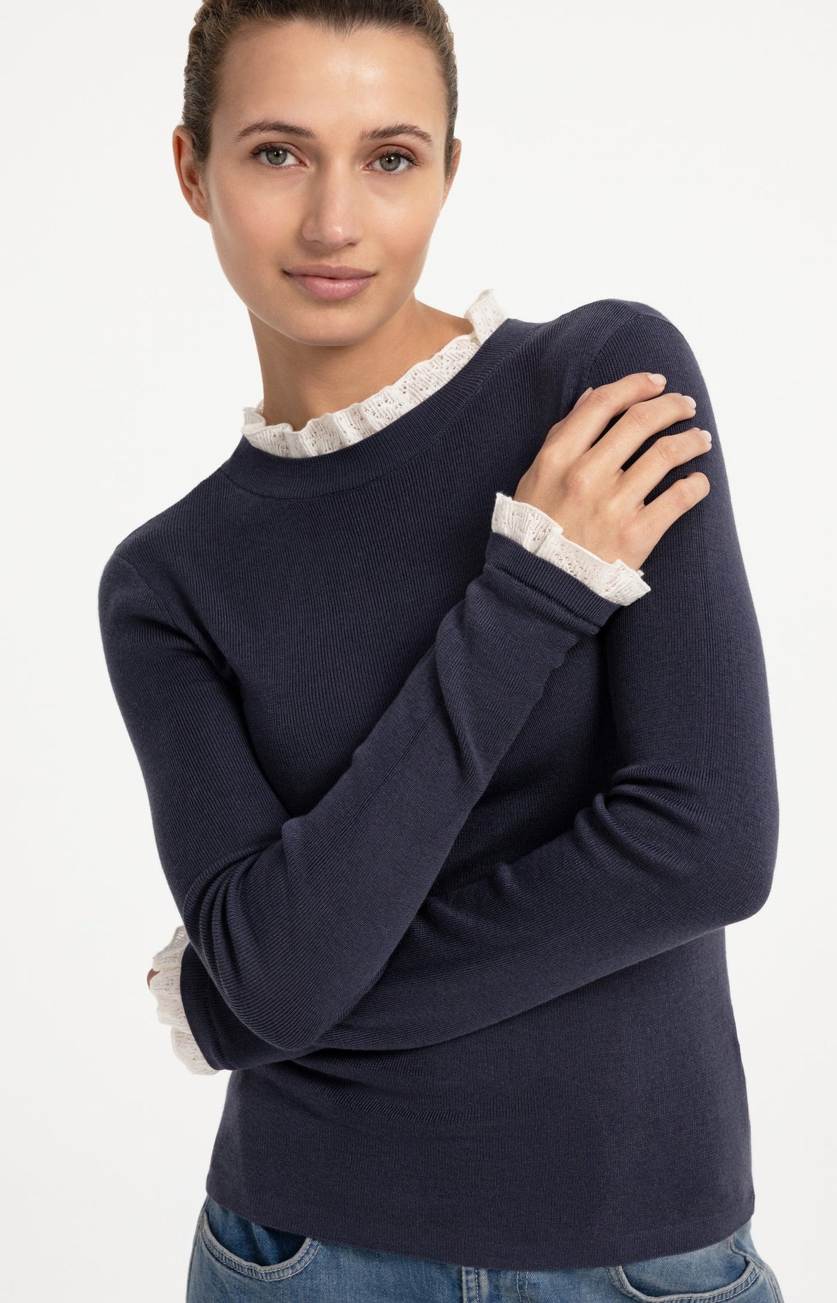 Strickpullover mit Rüschendetails
