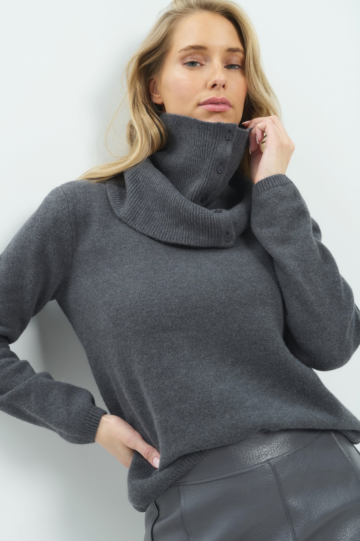Pullover mit abnehmbarem Rollkragen