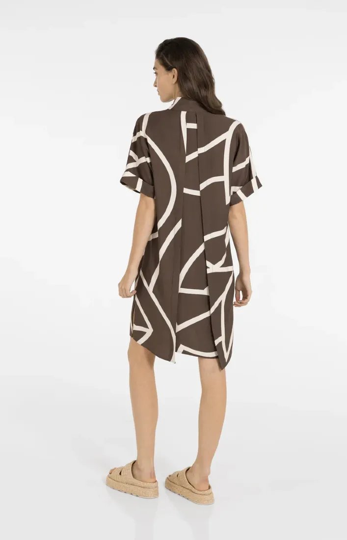 Kurzärmeliges Kleid mit Print und Polokragen