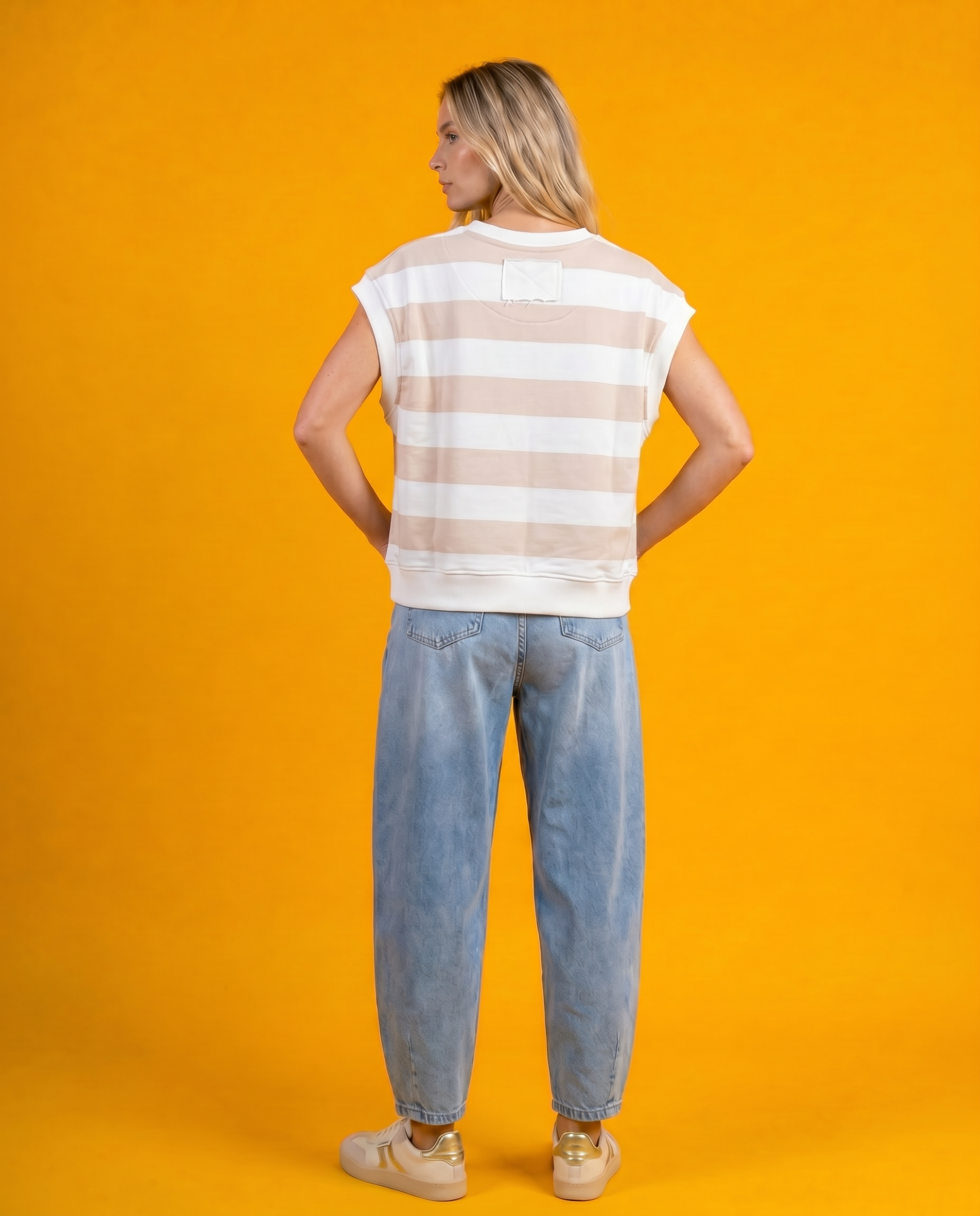 T-Shirt mit Kontrastbündchen