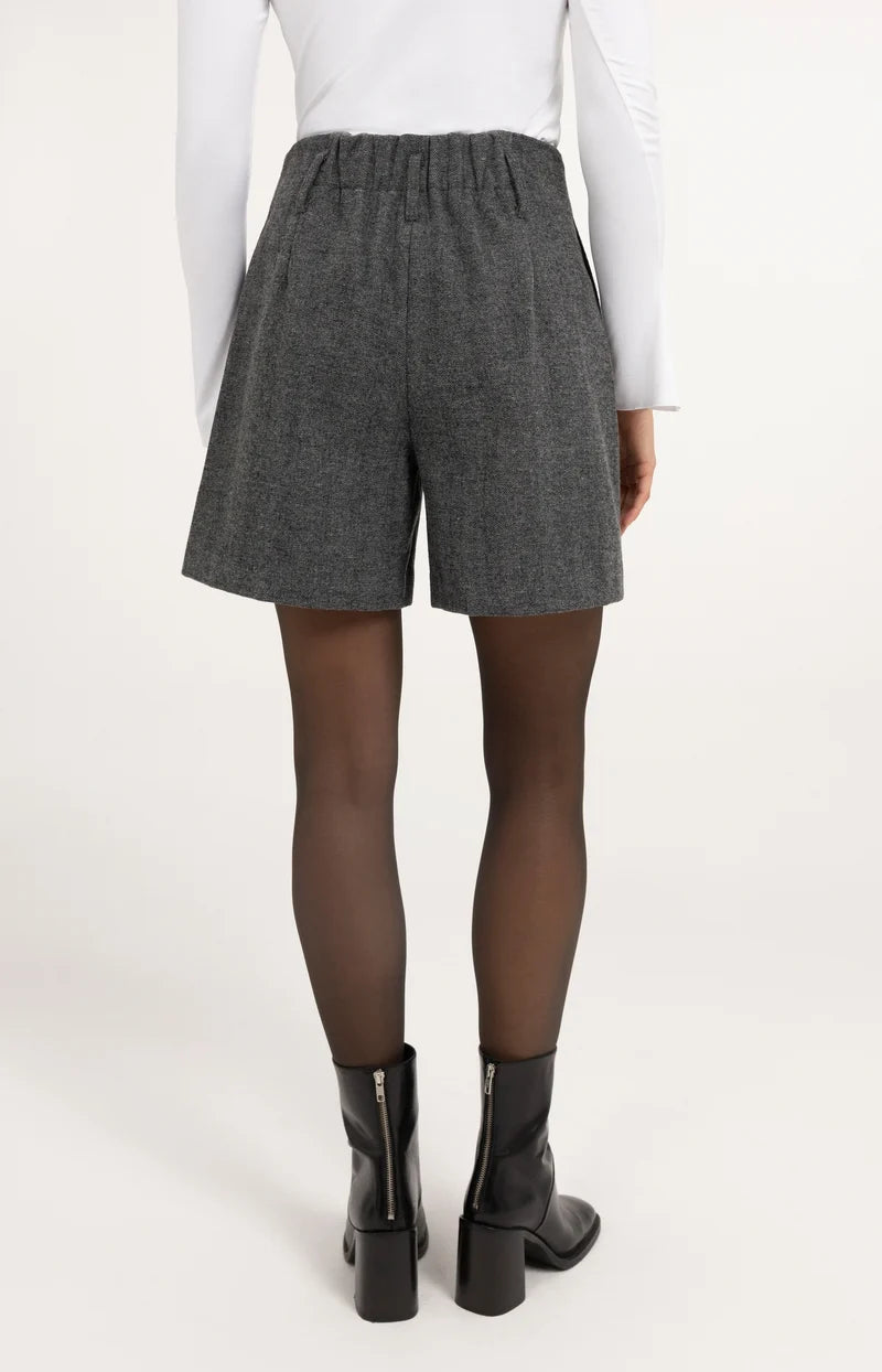 Shorts mit Fischgrätmuster